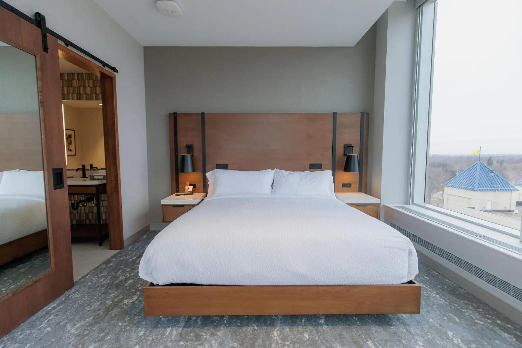 Bed in Highpoint Hotel