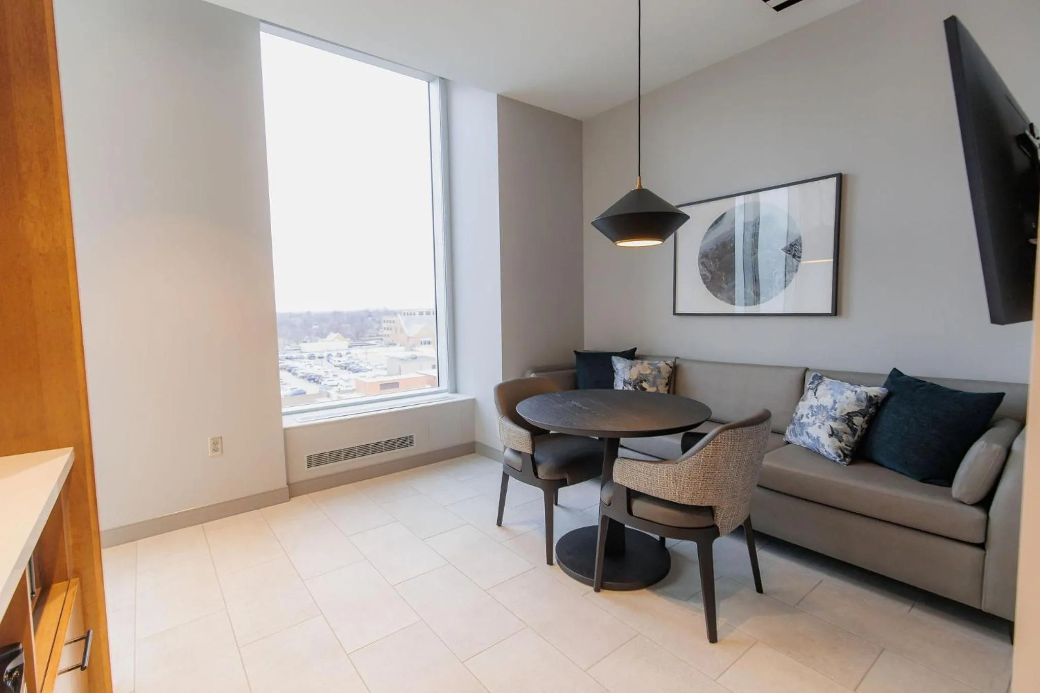 Seating area in Highpoint Hotel