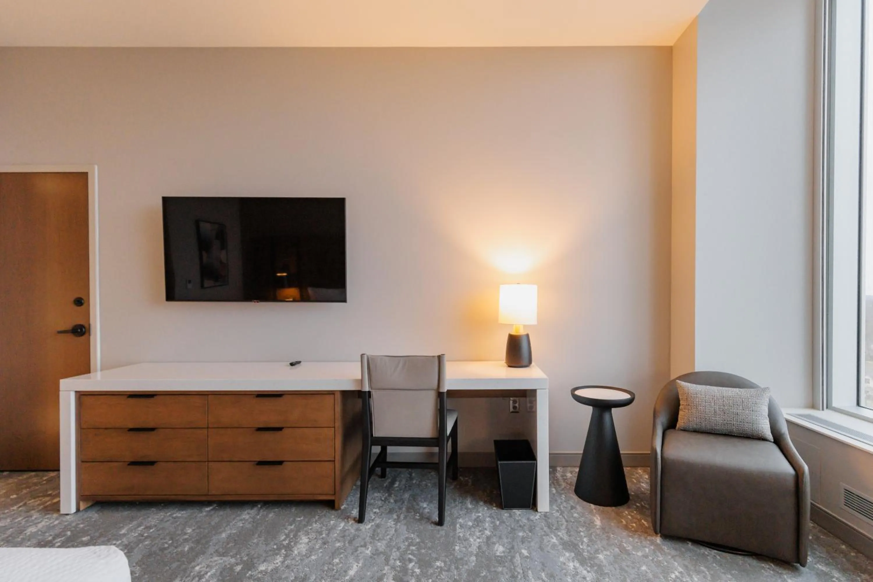 Seating area in Highpoint Hotel