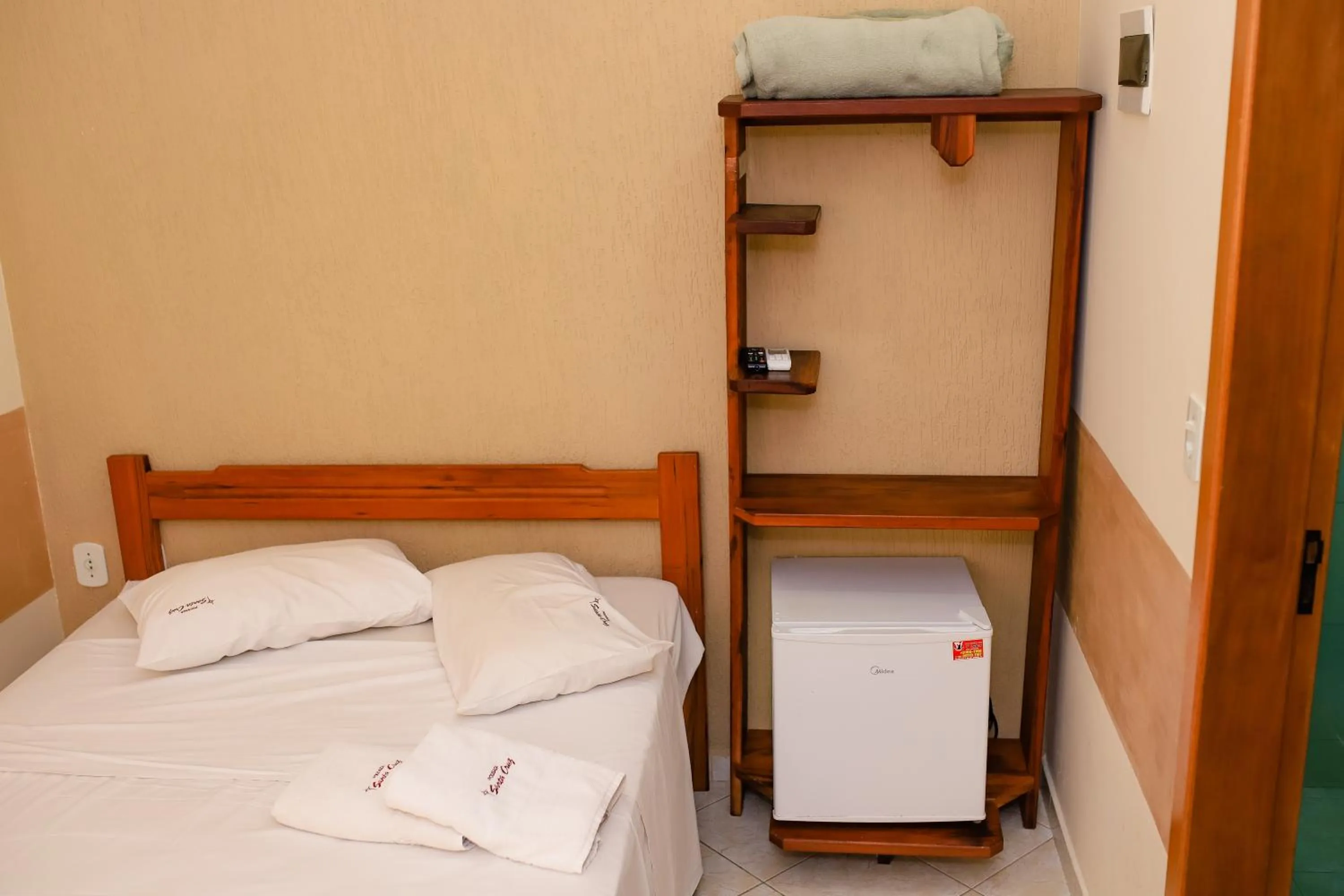 Bedroom, Bed in Pousada Santa Cruz