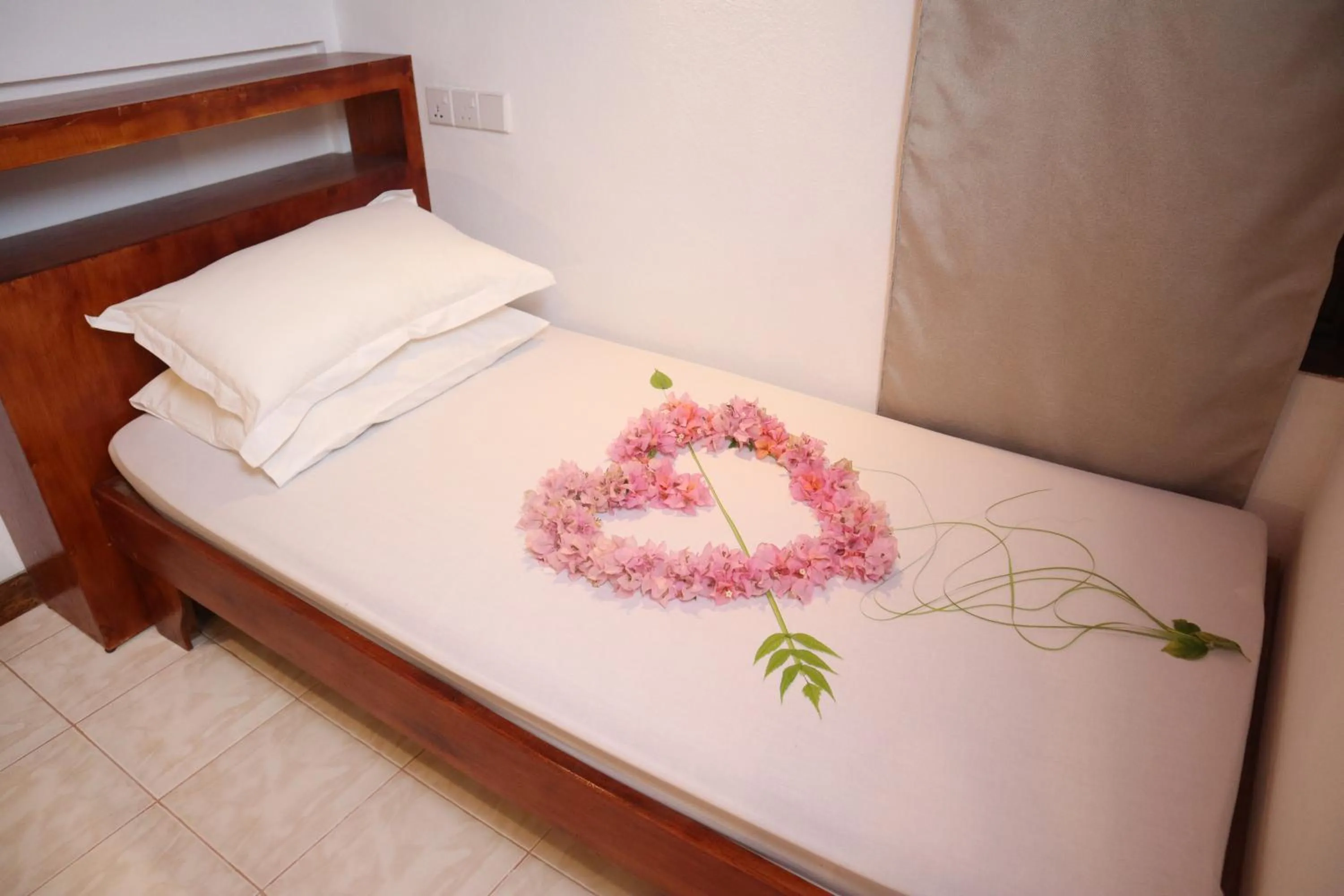 Property building, Bed in Masfalhi View Inn