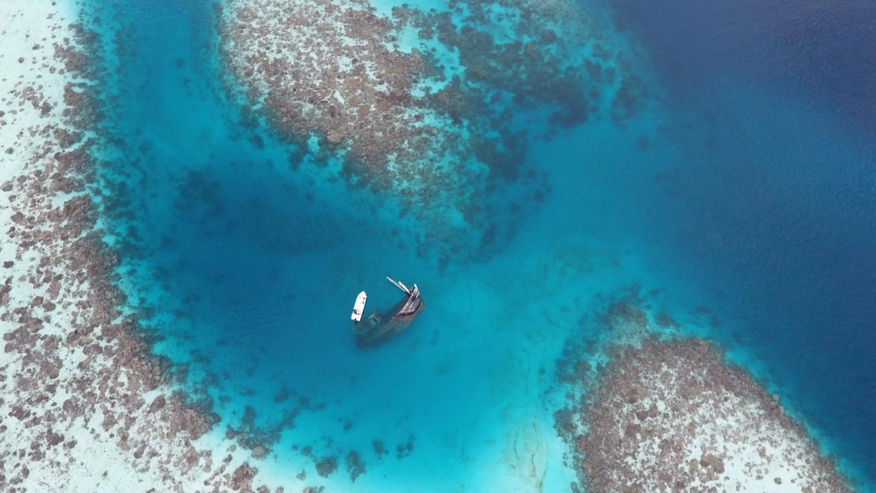 Fishing in Masfalhi View Inn