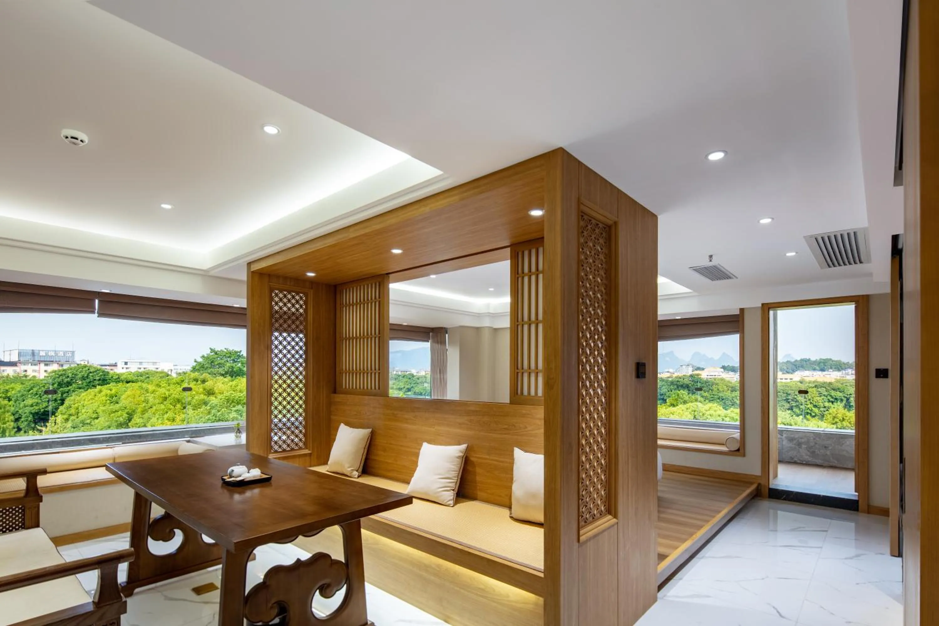 View (from property/room) in Venus Royal Hotel Guilin Elephant Trunk Hill & Sun and Moon Twin Towers Branch