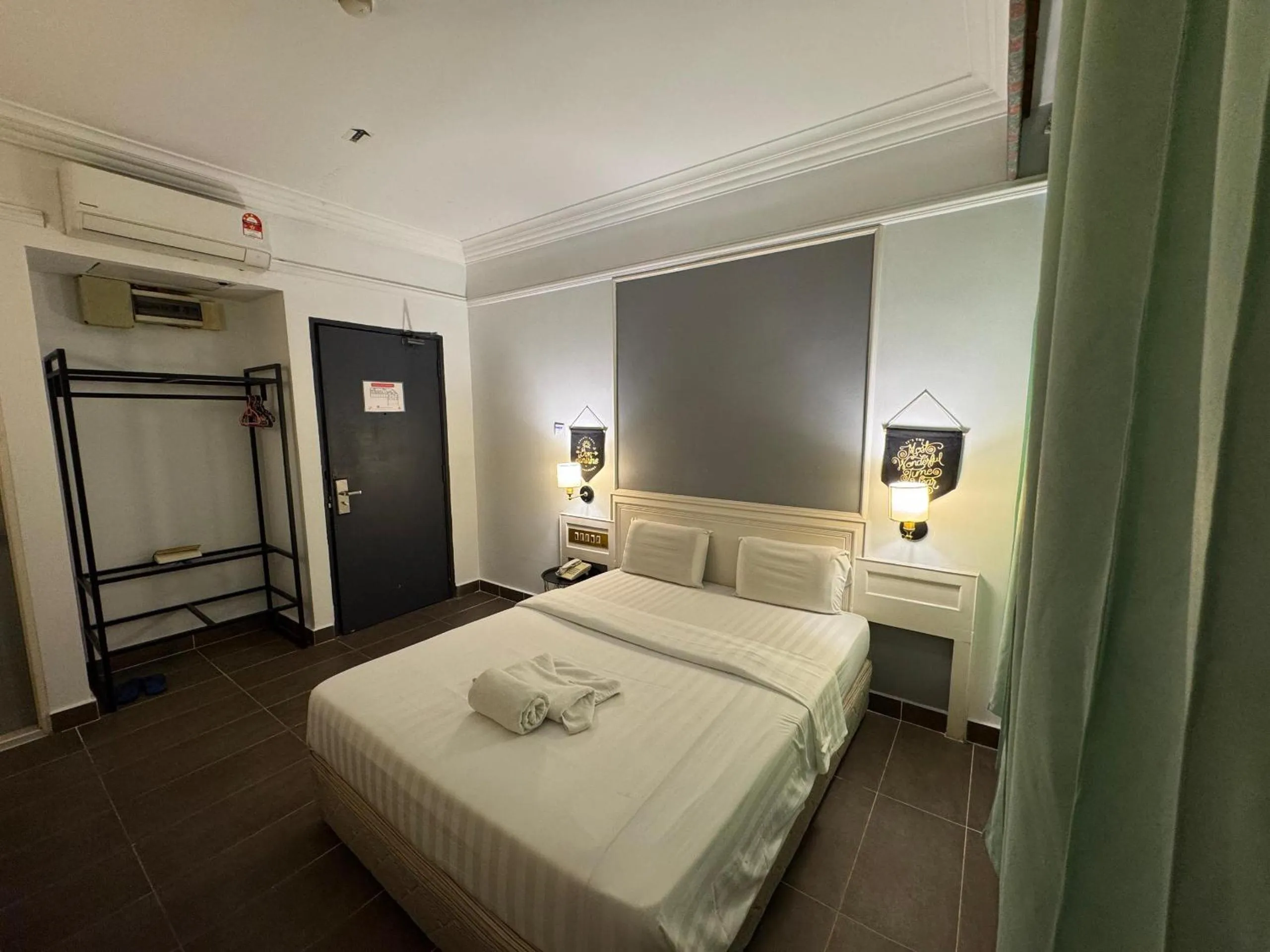 Bedroom, Bed in Hotel Deleeton