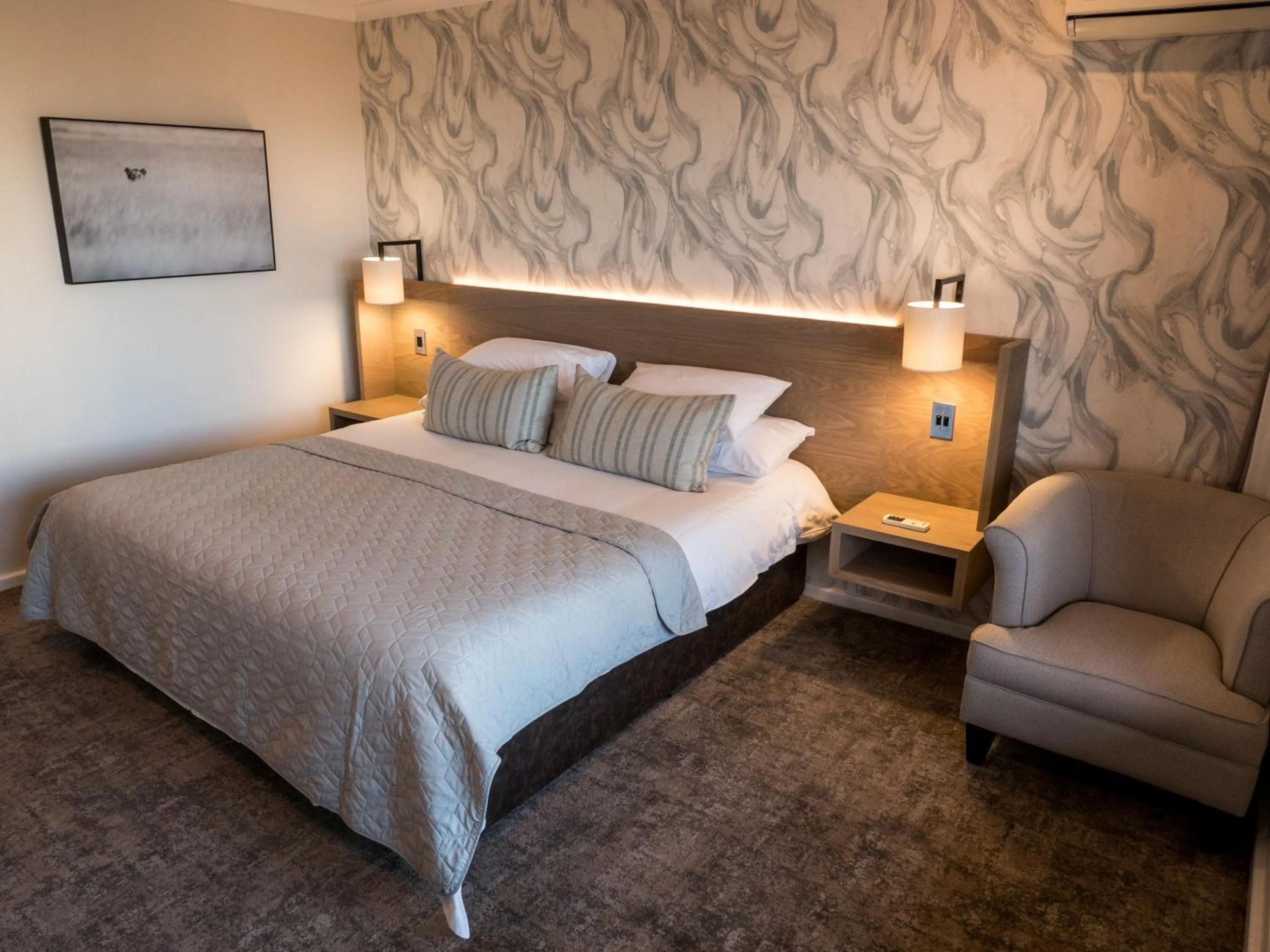 Bed in The Kelway Hotel