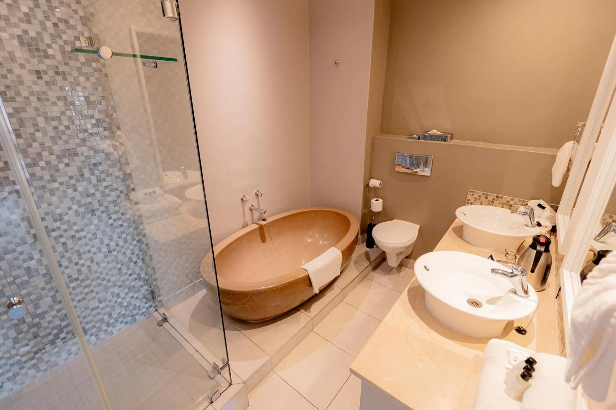 Bathroom in The Kelway Hotel