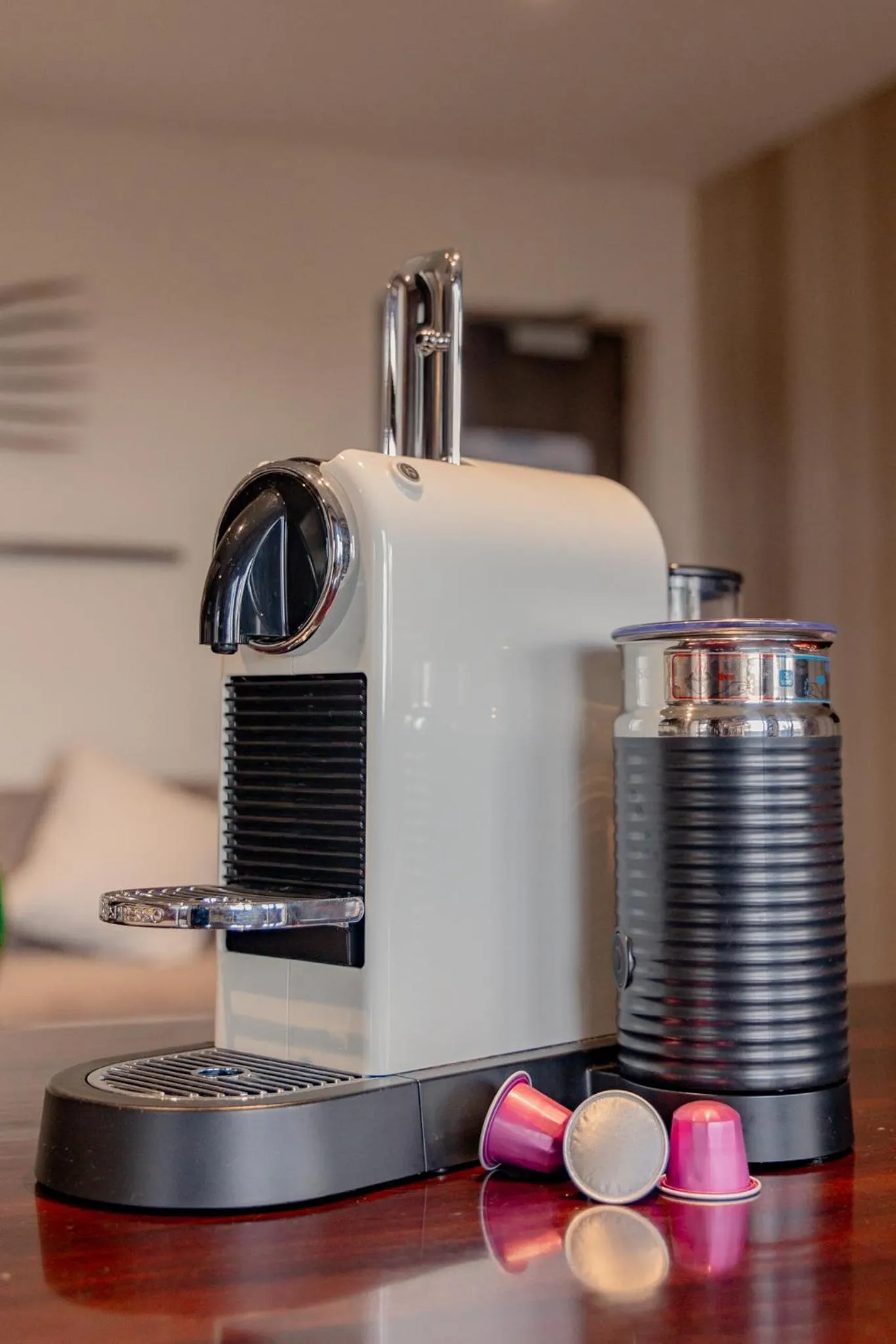 Coffee/tea facilities in The Kelway Hotel