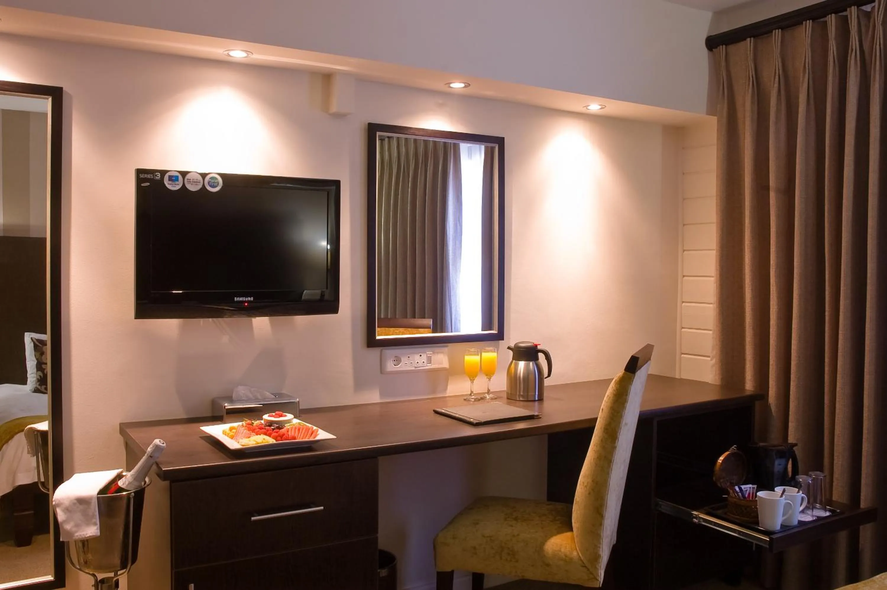 Standard Twin Room Non-Sea facing in The Kelway Hotel