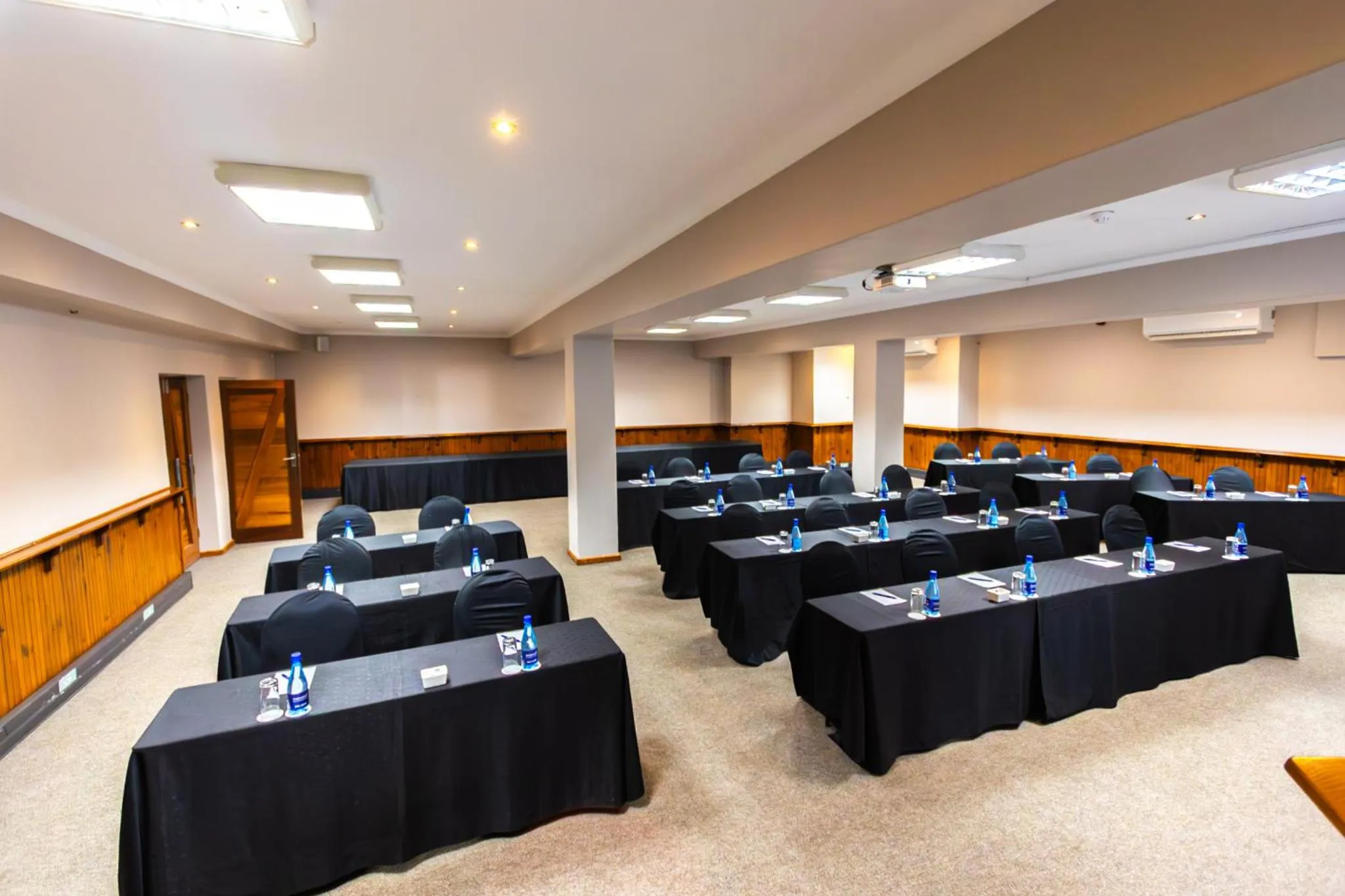 Meeting/conference room in The Kelway Hotel