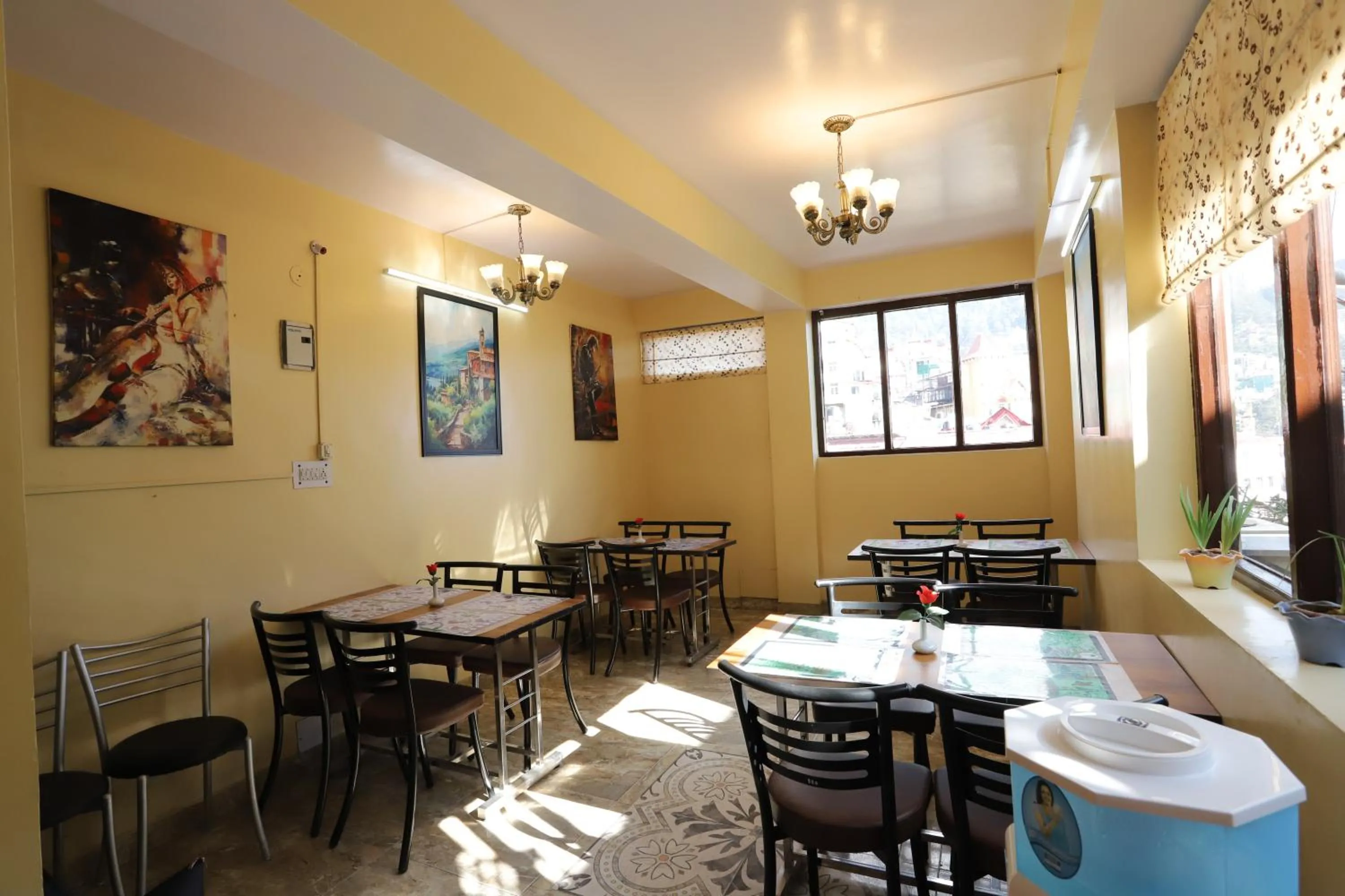 Restaurant/places to eat in Harmony Sentiments