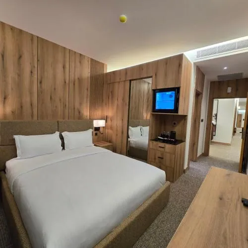 BAZ Hotel Airport Road