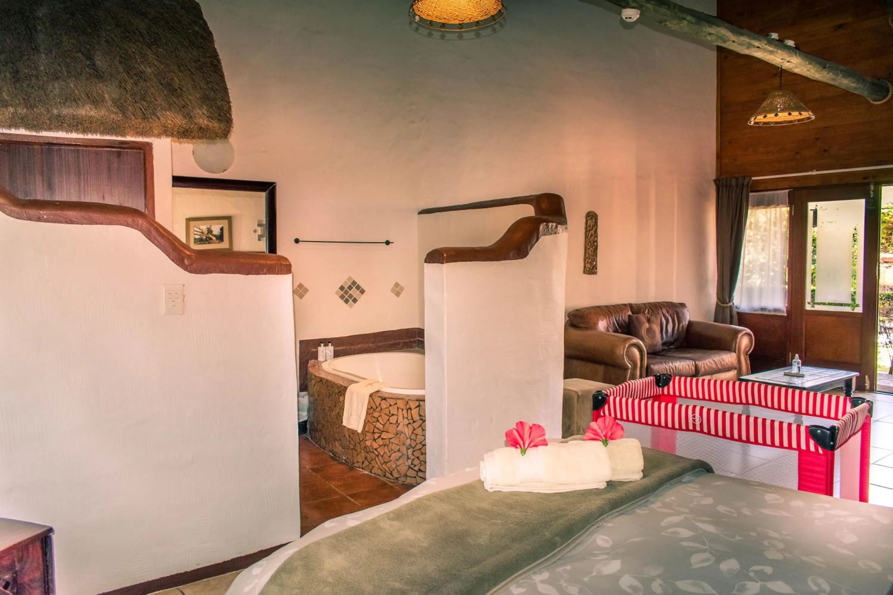 Bedroom, Bed in Elephants Footprint Lodge