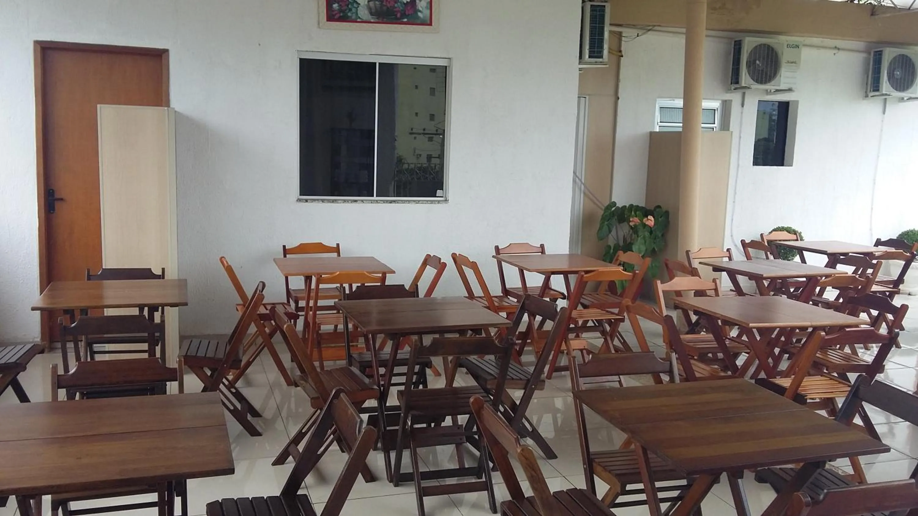 Restaurant/places to eat in Pousada Santa Terezinha