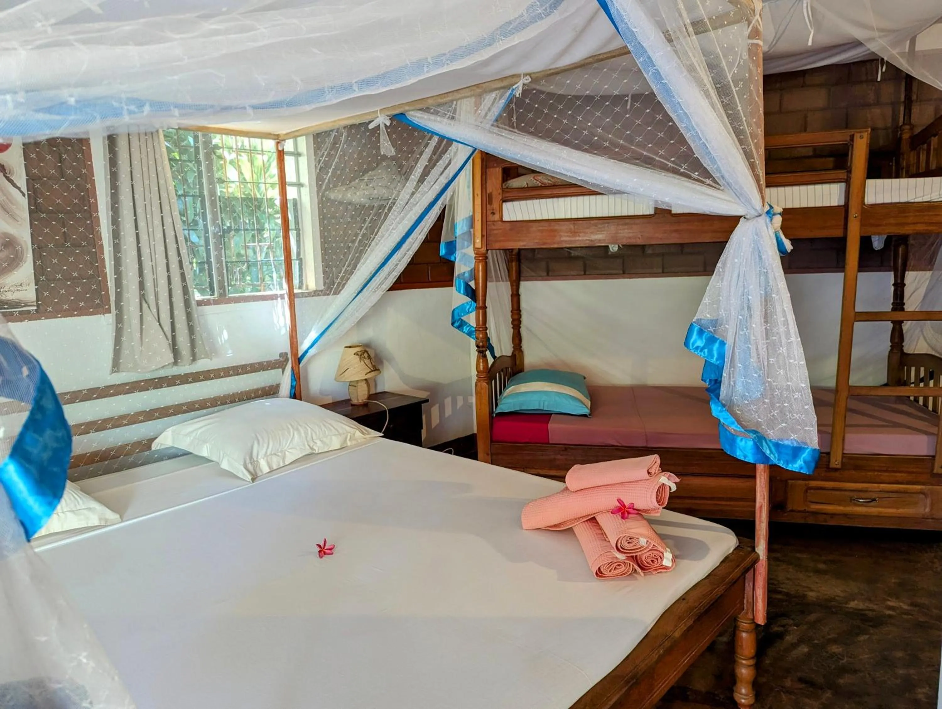 Photo of the whole room, Bed in Hotel Lakana Ramena