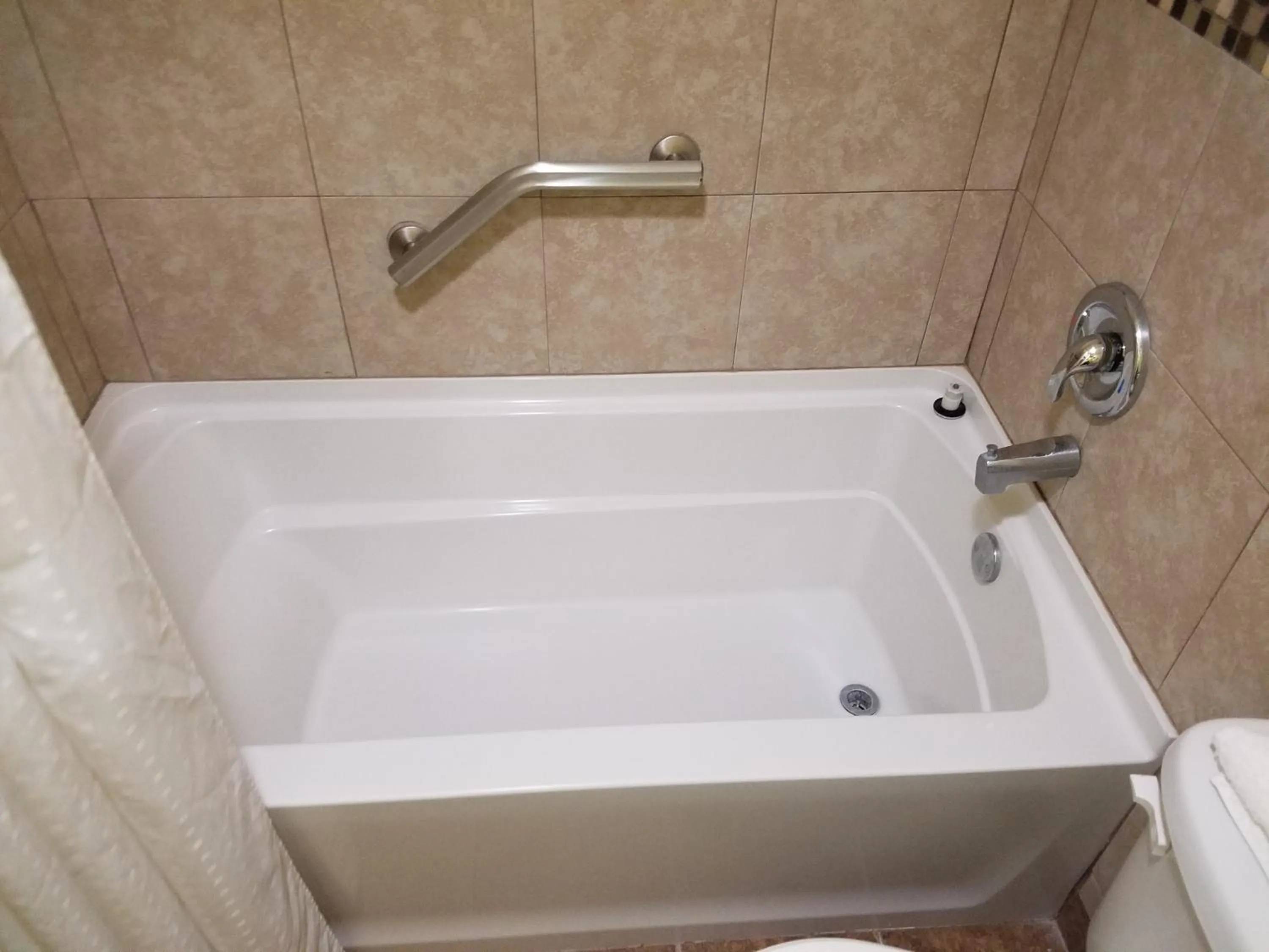 Bathroom in Country Inn Sterling