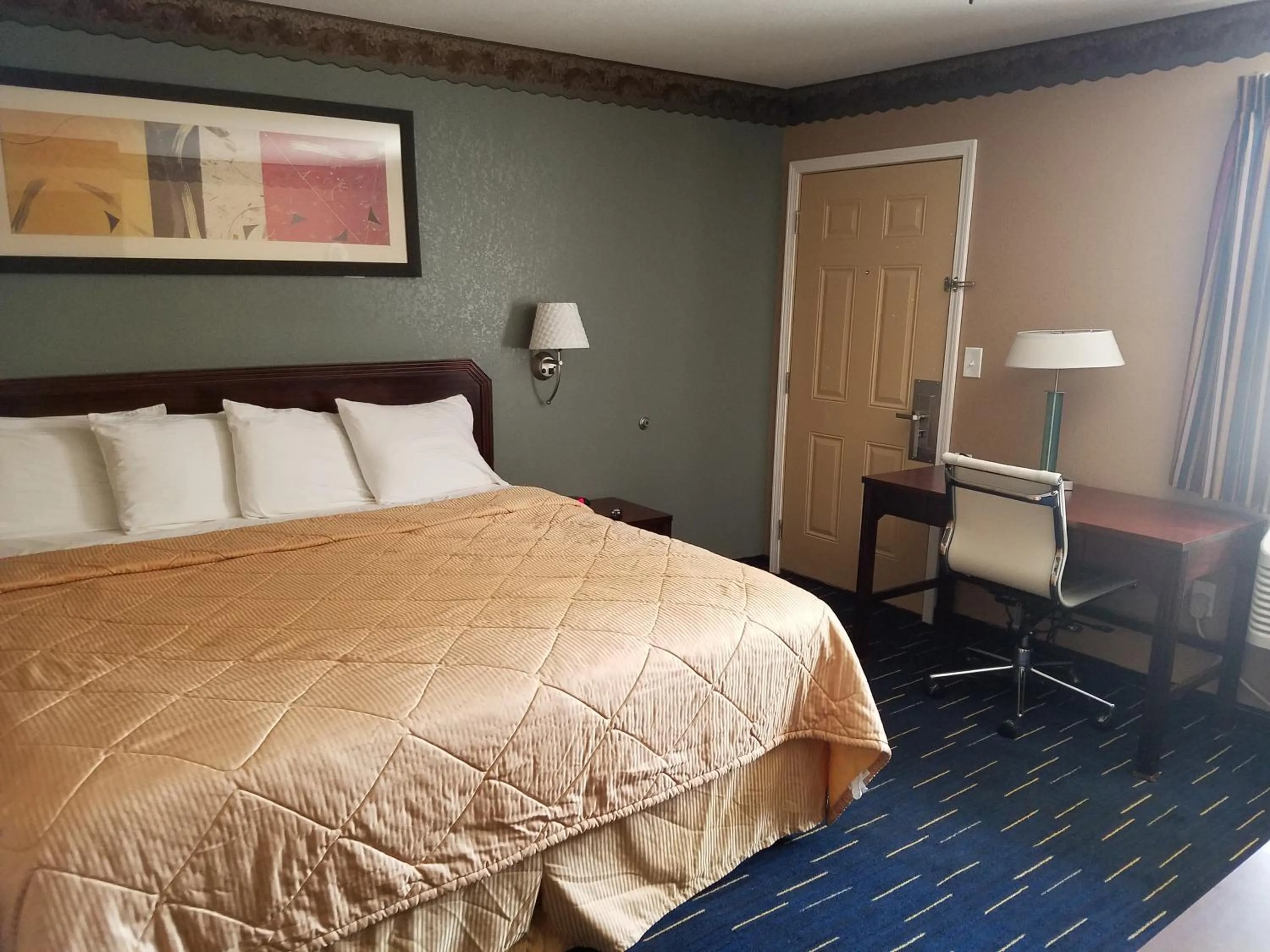 Bedroom, Bed in Country Inn Sterling