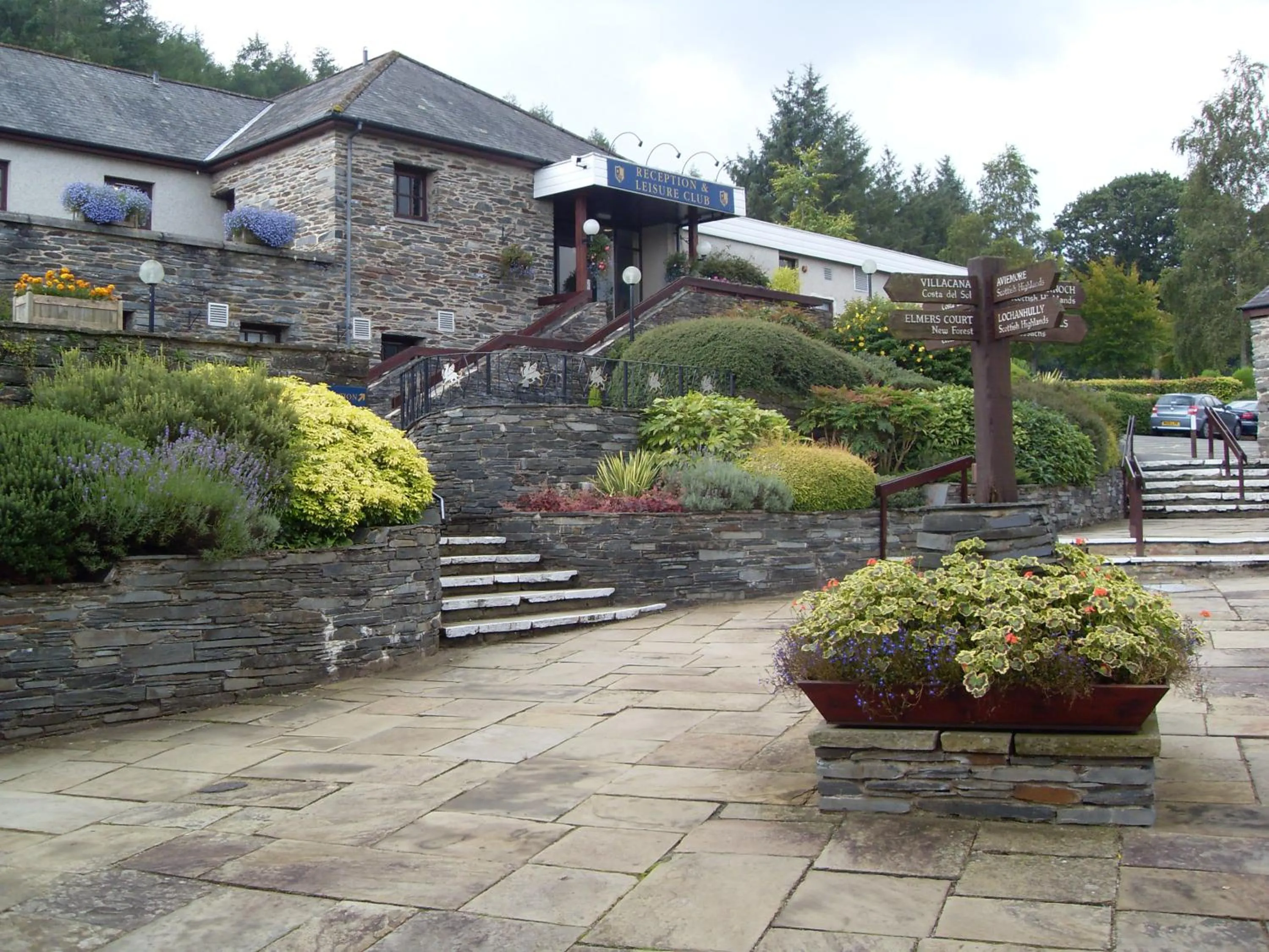 Facade/entrance in Macdonald Plas Talgarth Resort