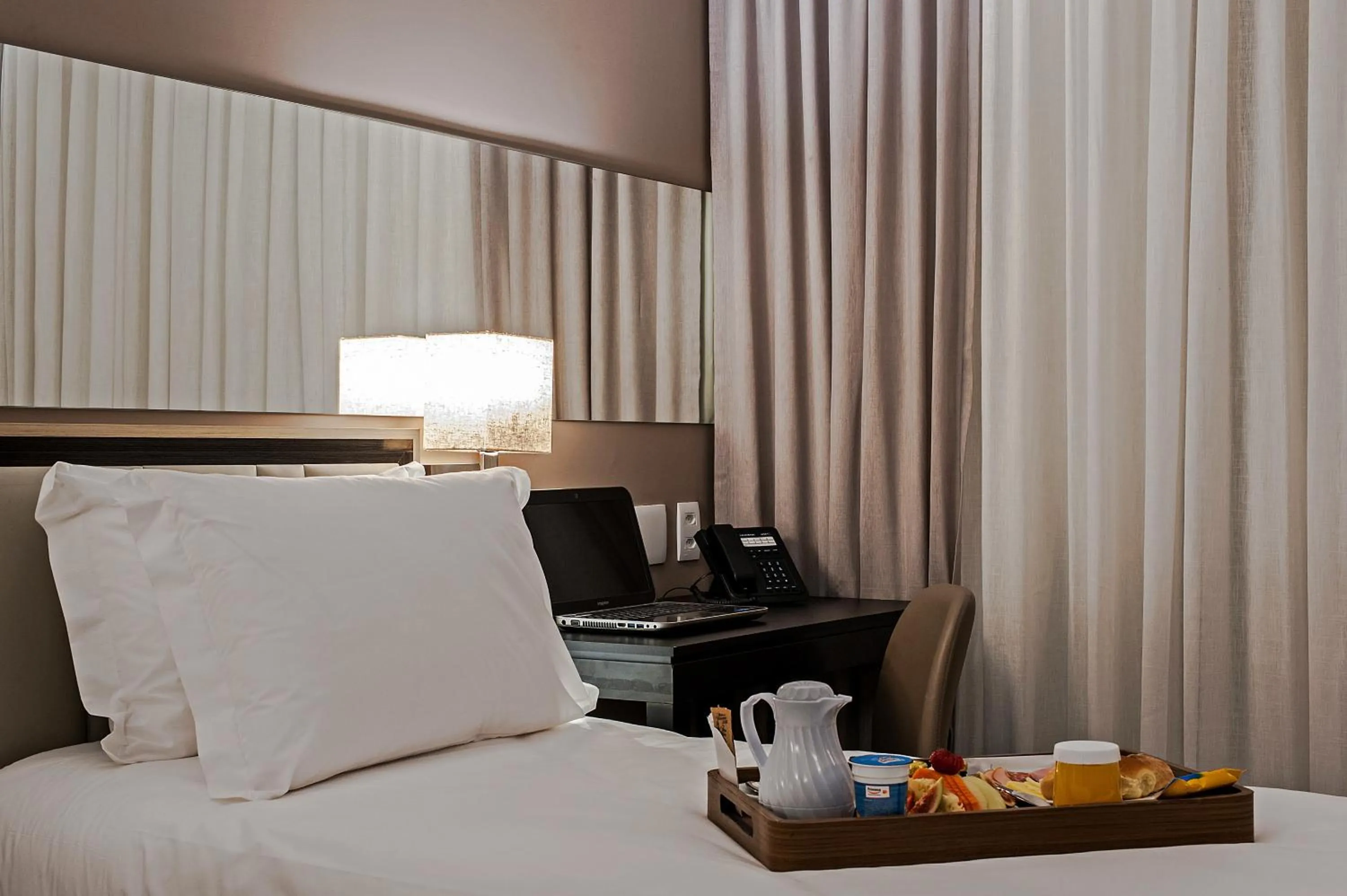 Decorative detail, Bed in Hotel Atlantico Prime