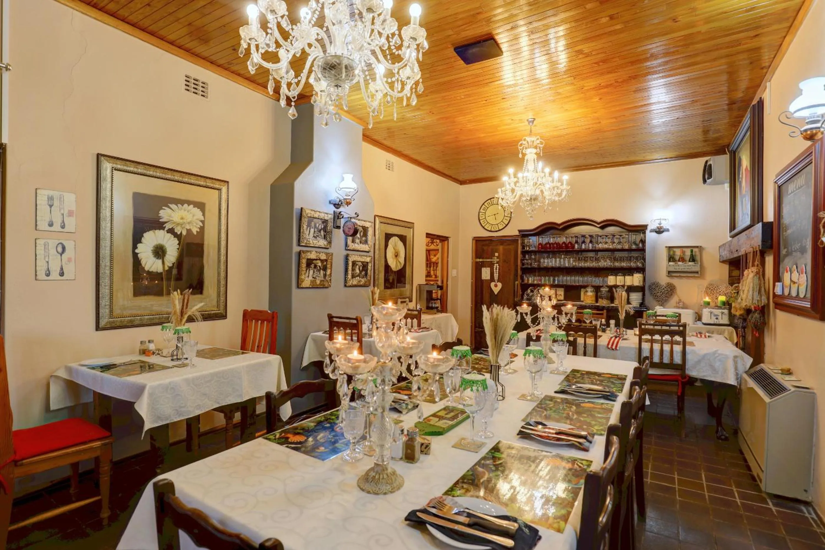 Restaurant/places to eat in Thylitshia Villa Country Guest House