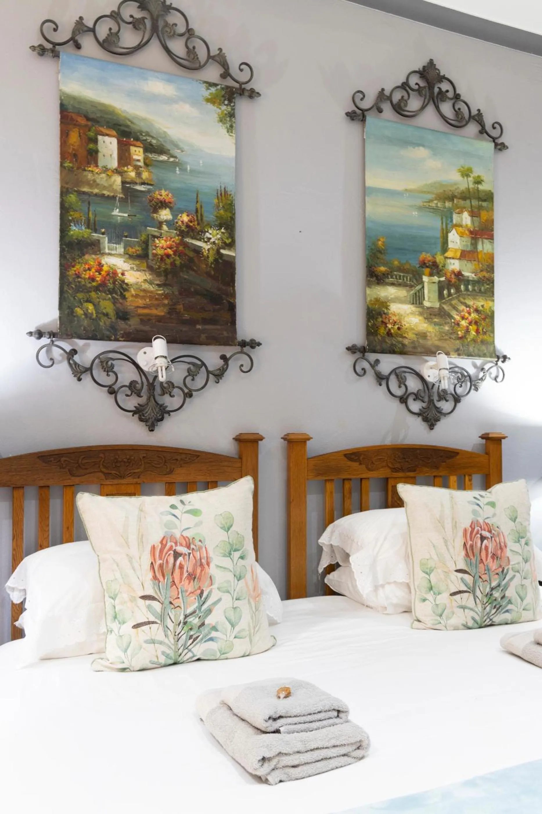 Bed in Thylitshia Villa Country Guest House