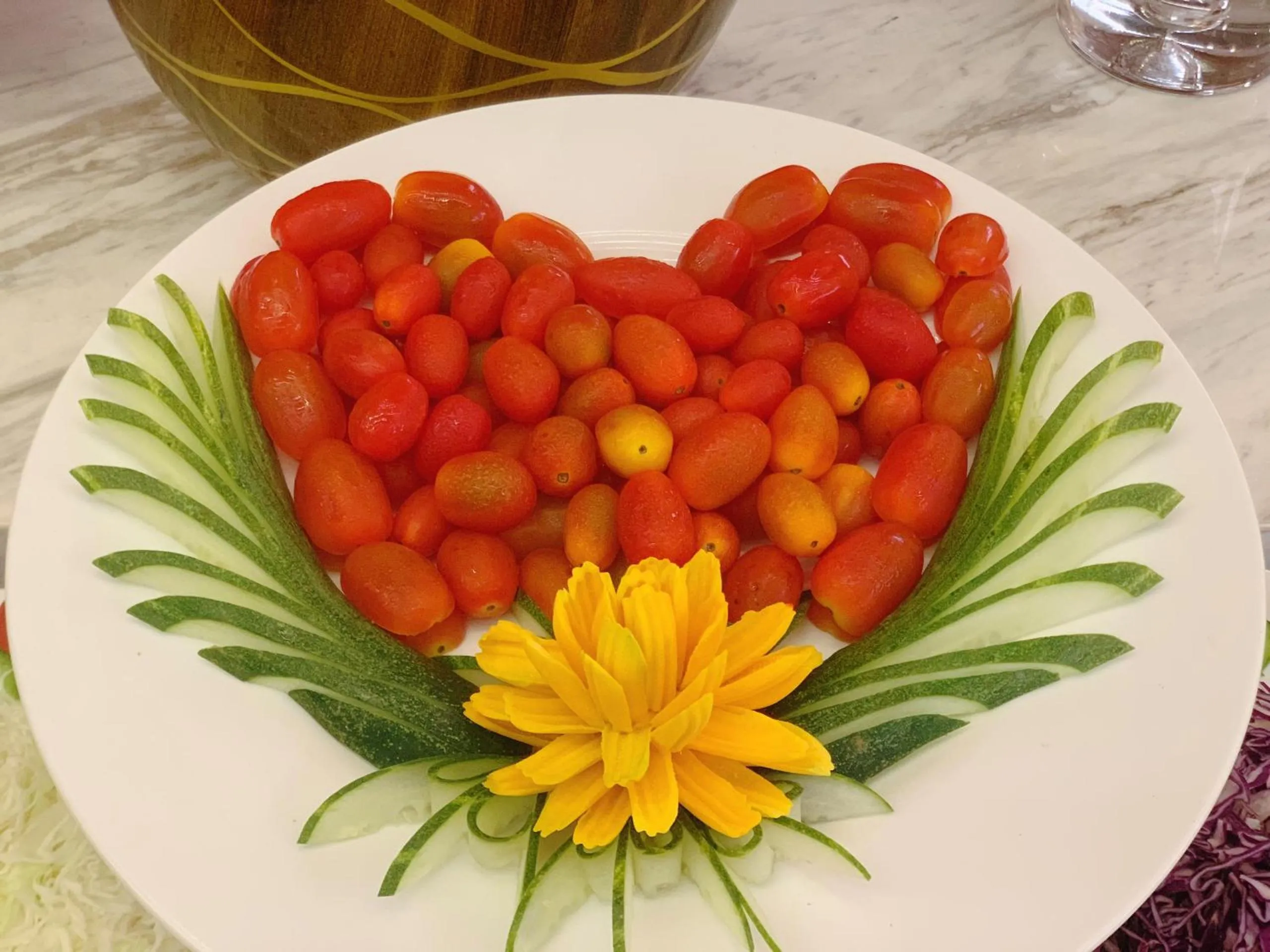 Restaurant/places to eat in Muong Thanh Luxury Nhat Le Hotel