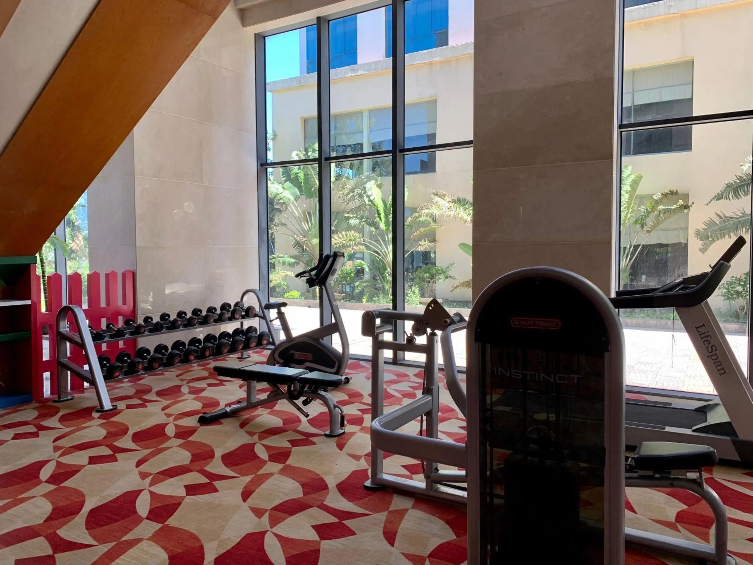 Fitness centre/facilities in Muong Thanh Luxury Nhat Le Hotel