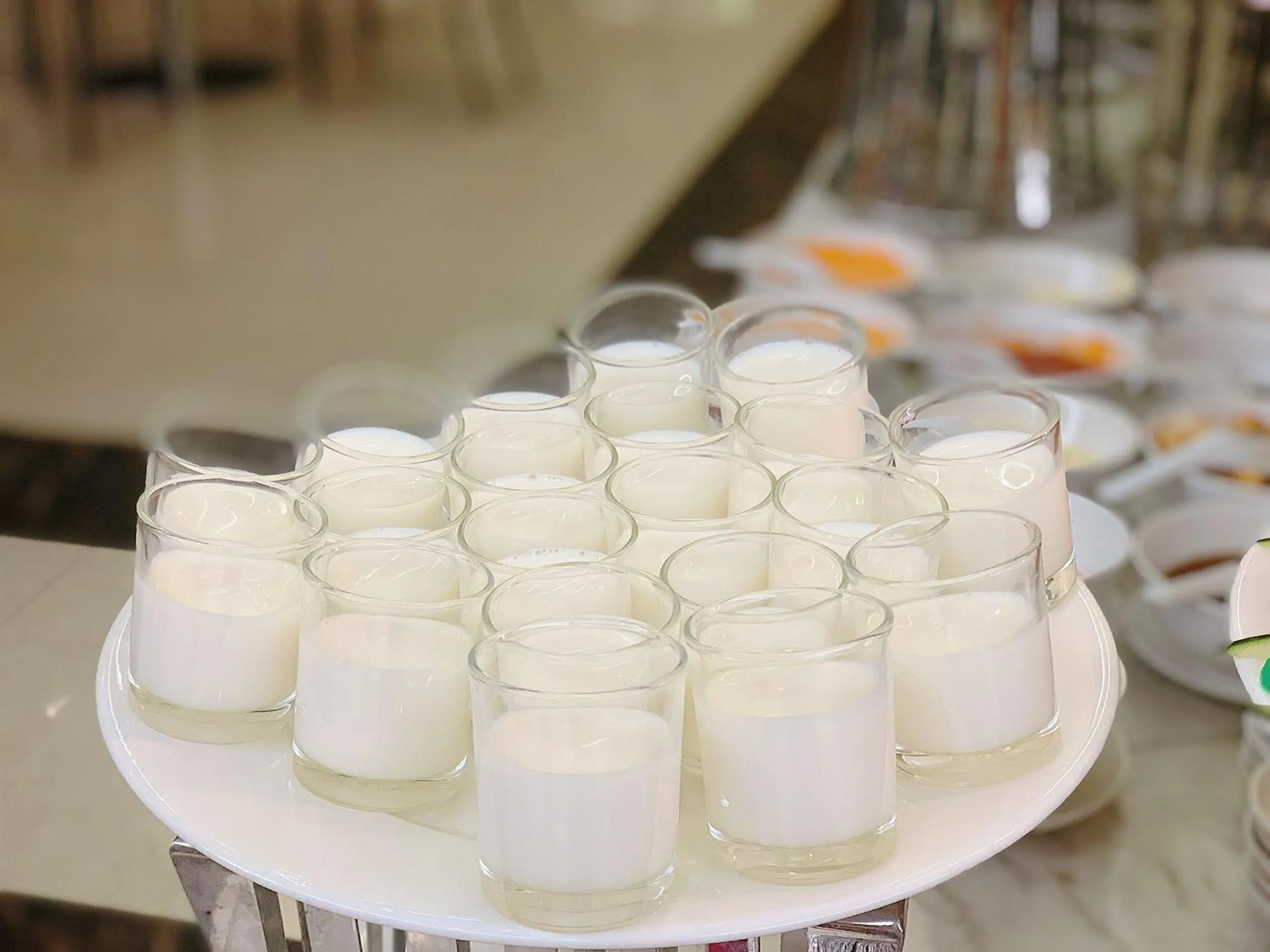 Food and drinks in Muong Thanh Luxury Nhat Le Hotel