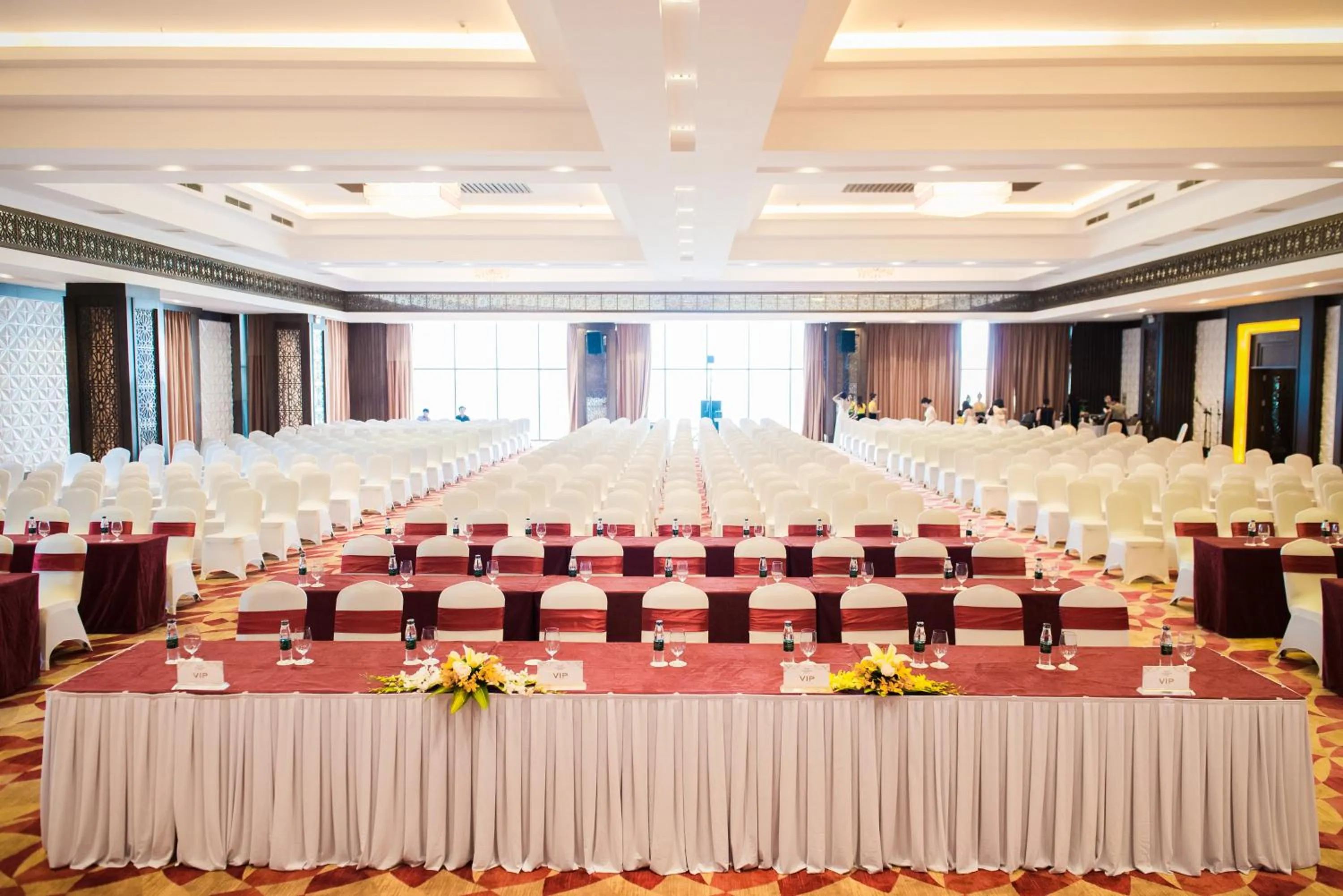 Meeting/conference room in Muong Thanh Luxury Nhat Le Hotel