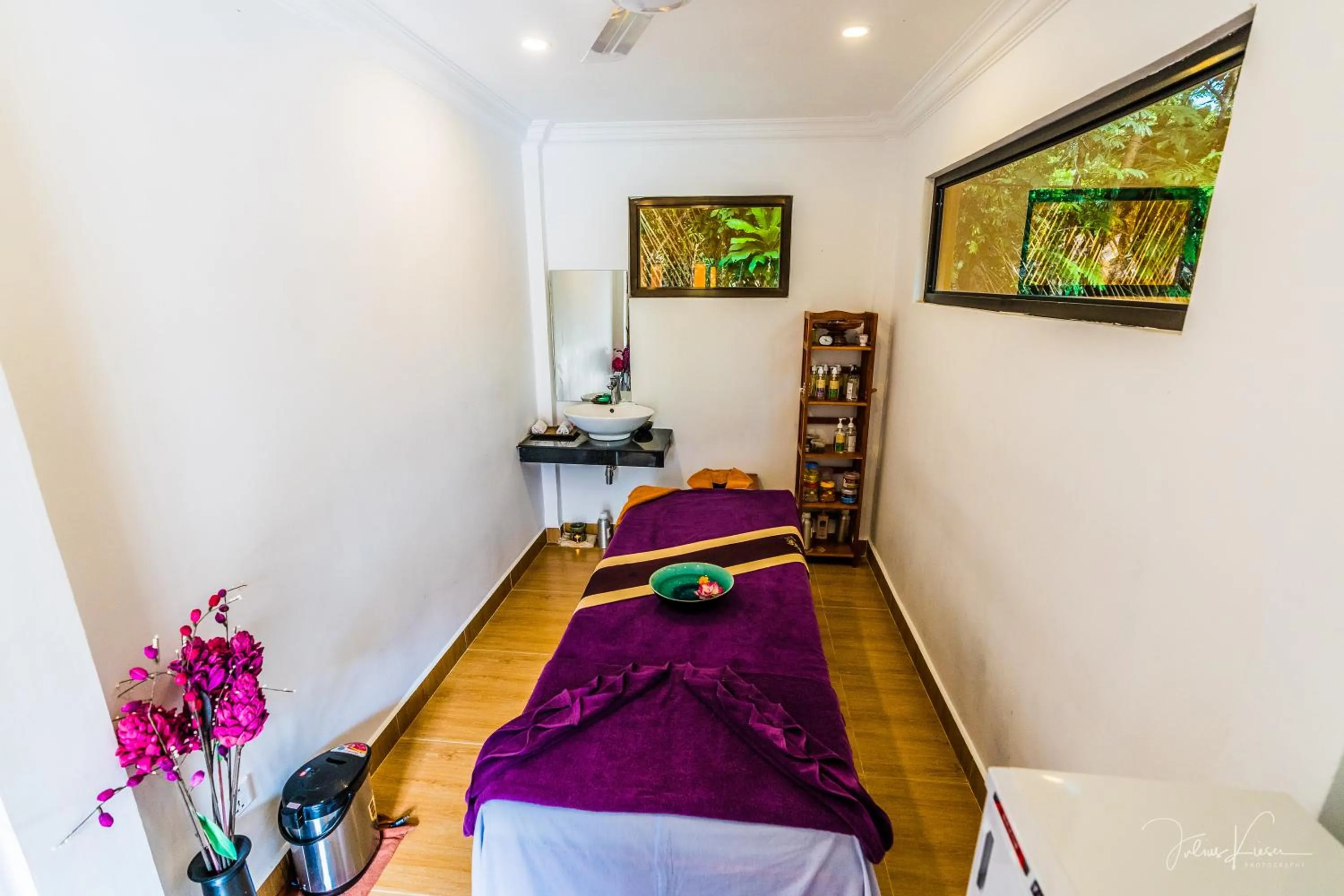 Massage, Bed in Sol Beach Resort