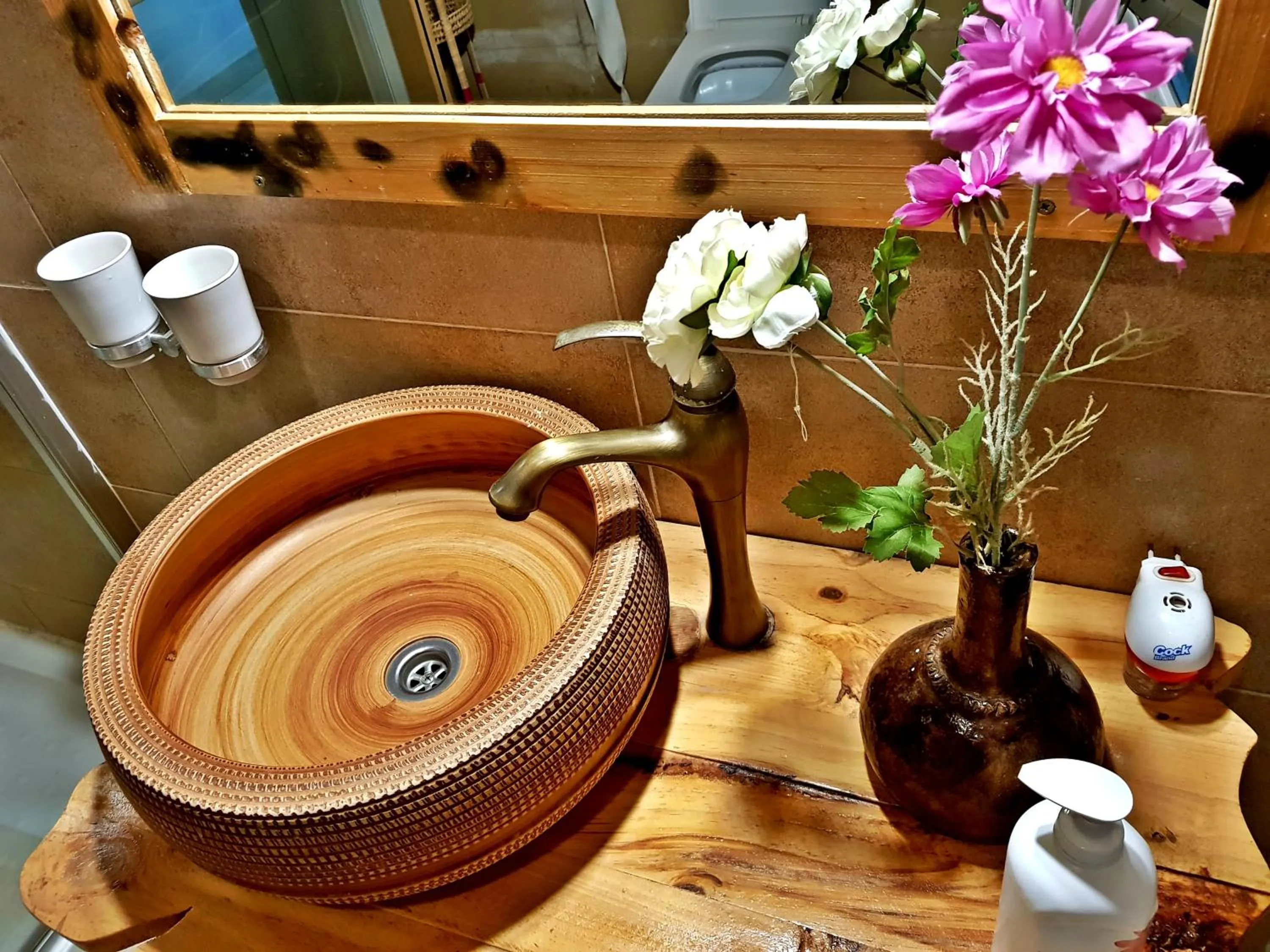 Bathroom in Yambi Guesthouse