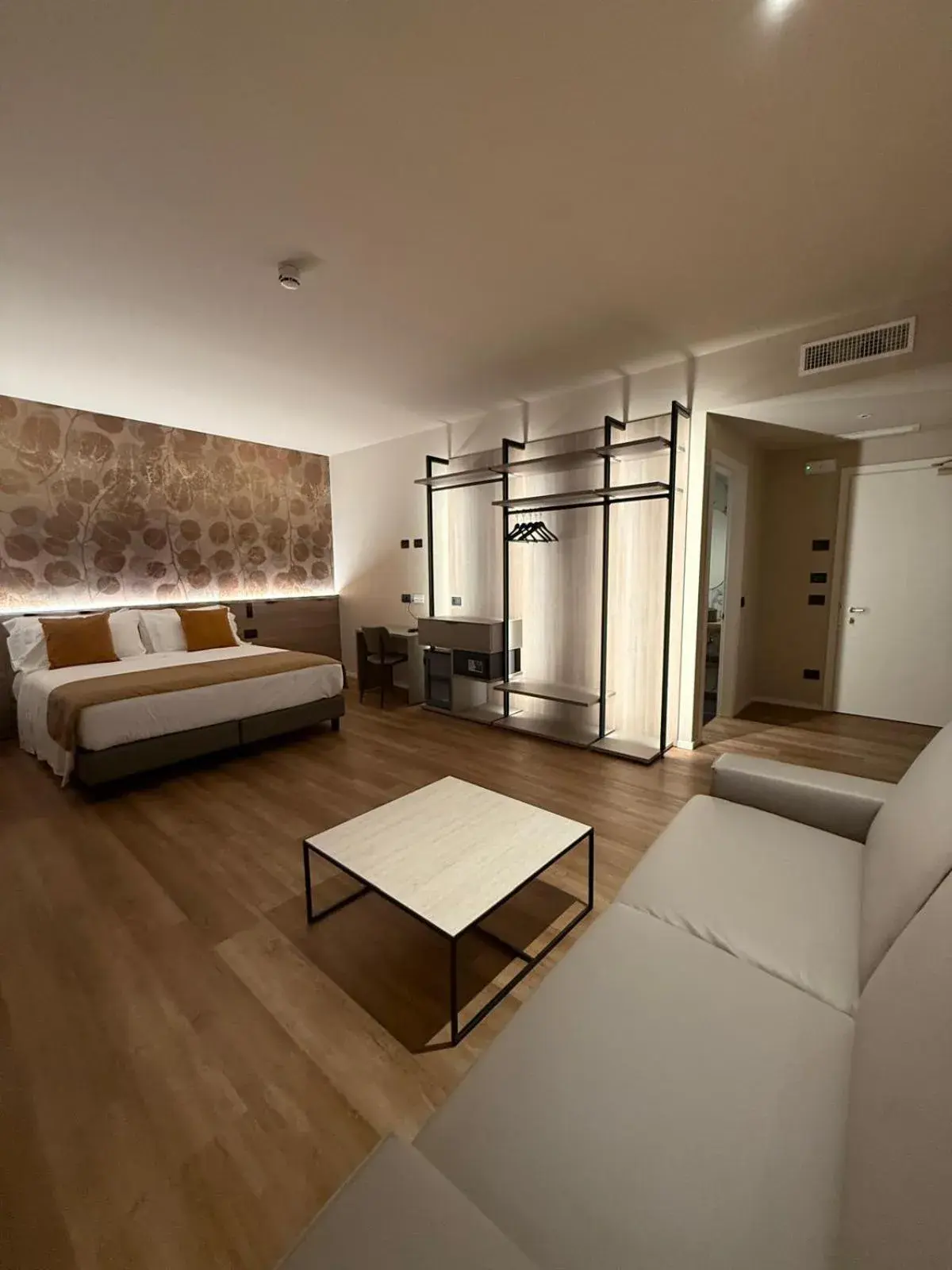 Large Double Room - single occupancy in Locanda del lupo Large Double Room - single occupancy in Locanda del lupo