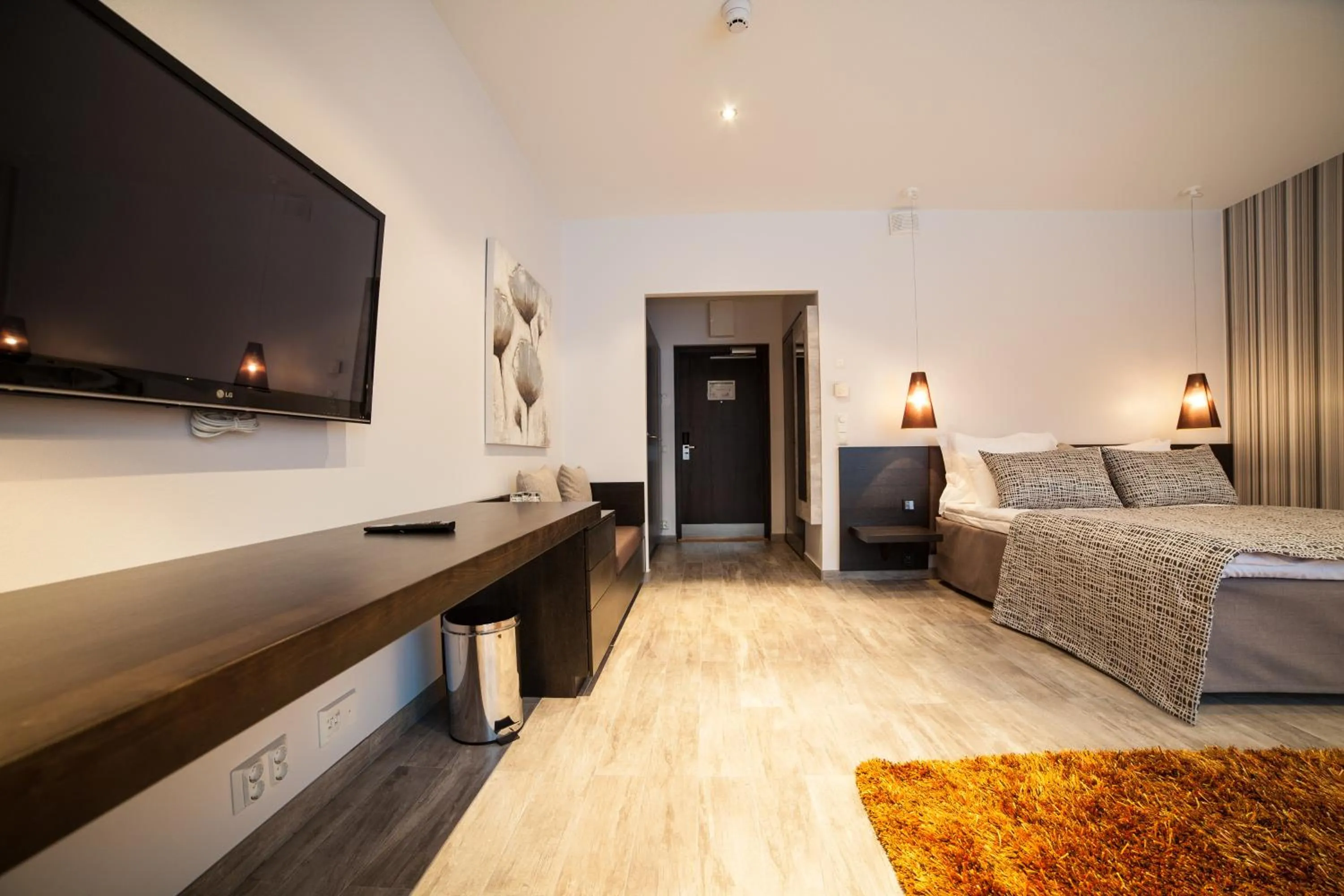 Photo of the whole room, Bed in Hotelli Suomutunturi