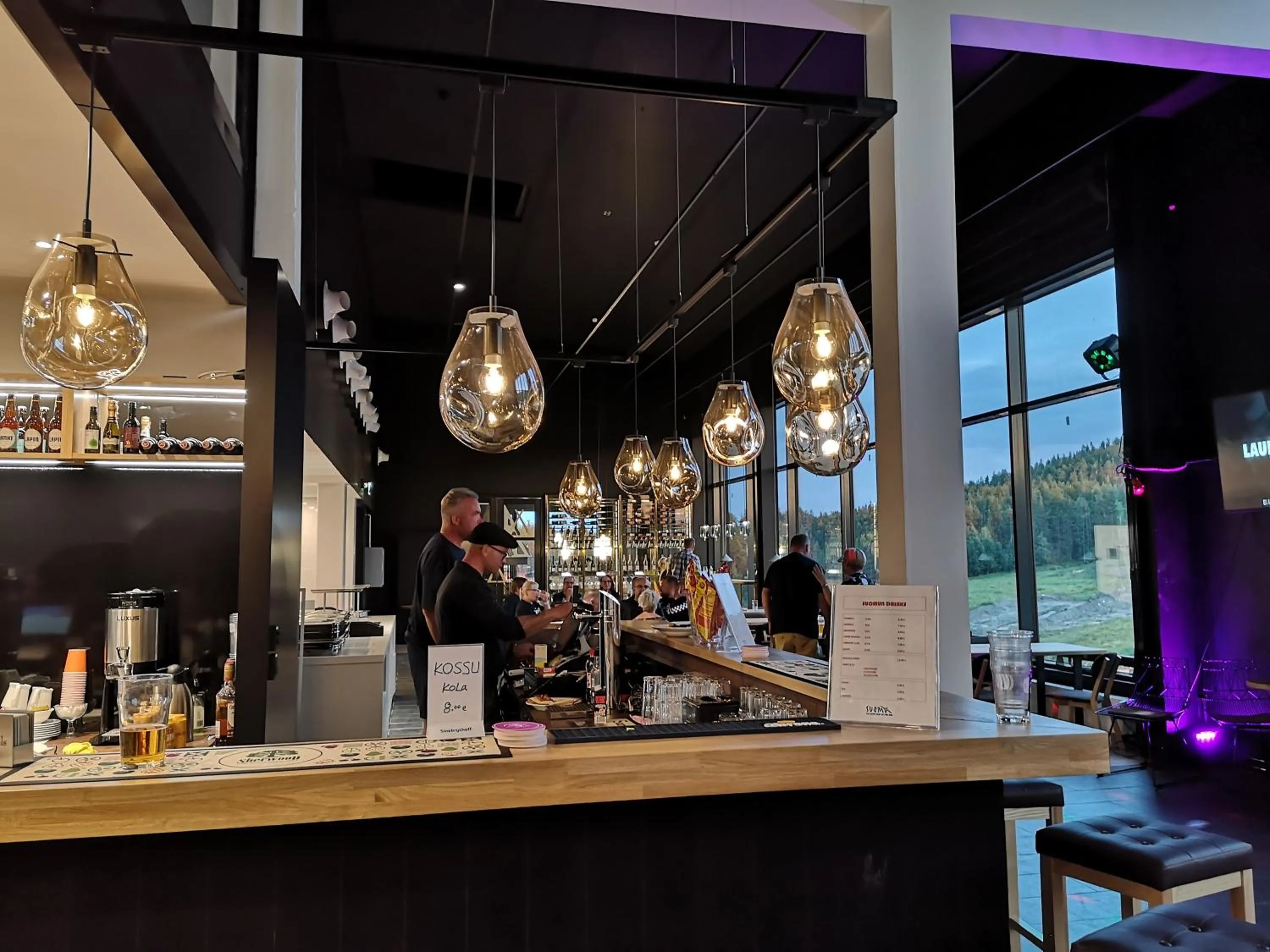 Restaurant/places to eat in Hotelli Suomutunturi