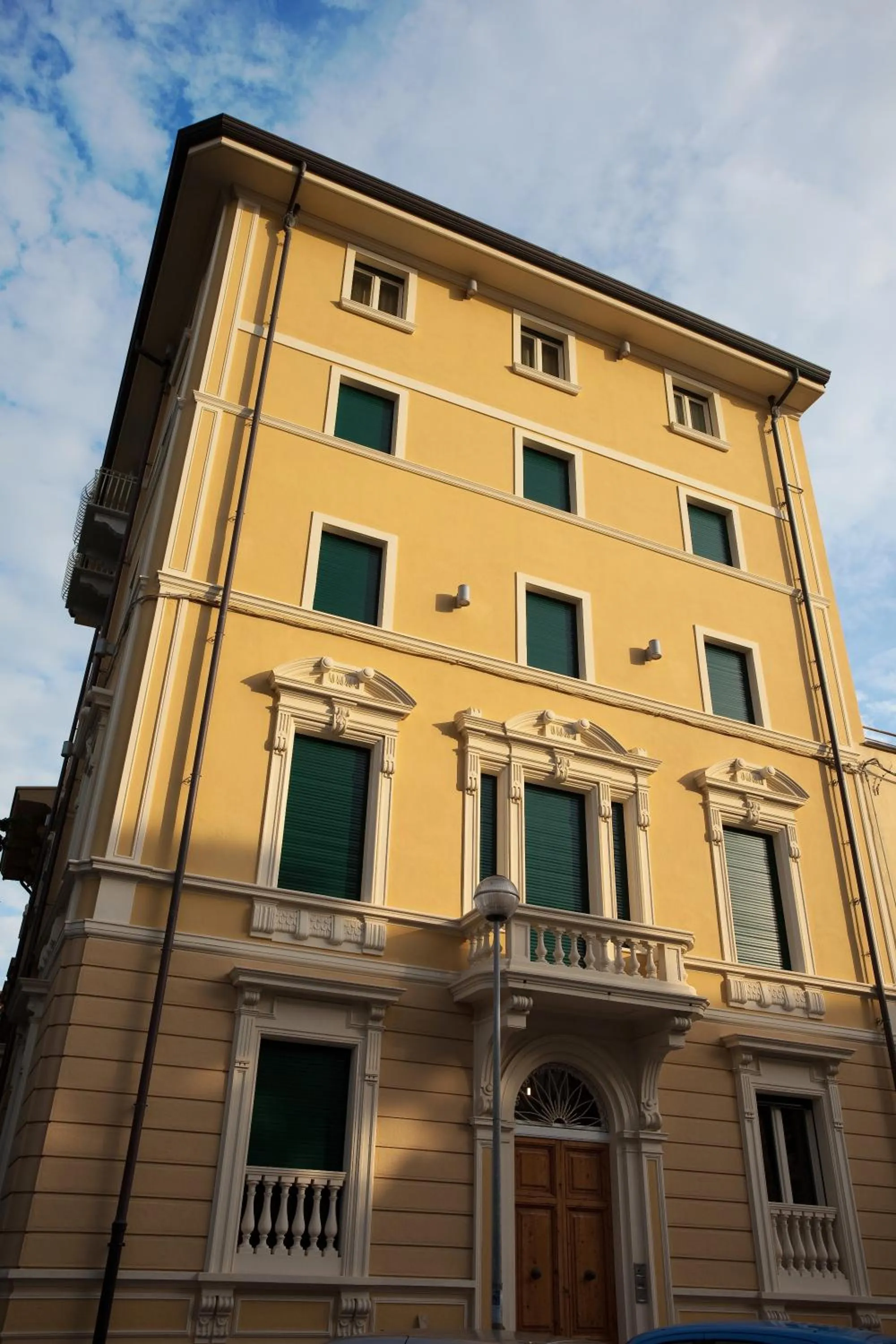 Facade/entrance in Residence Colombo