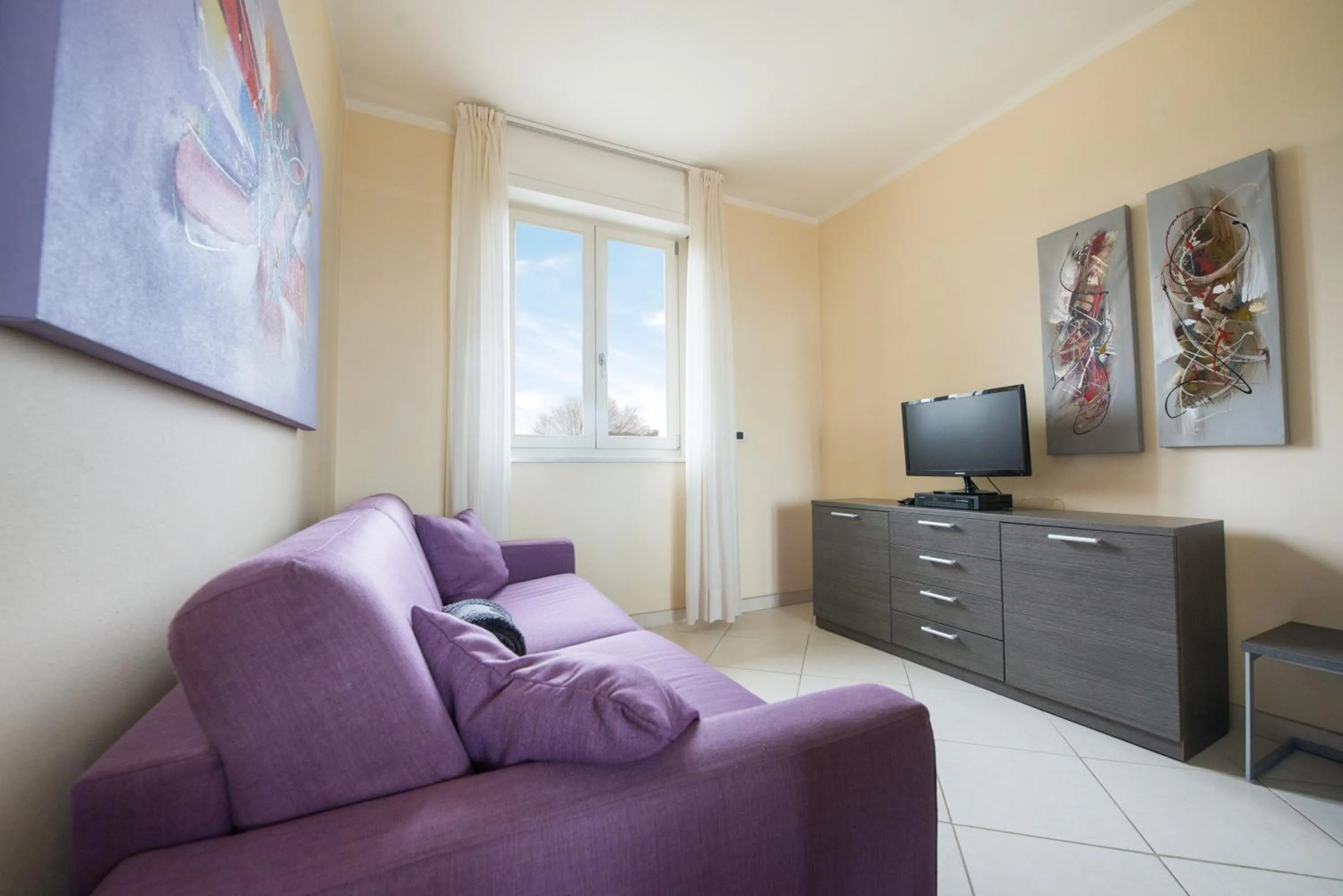 Living room in Residence Colombo