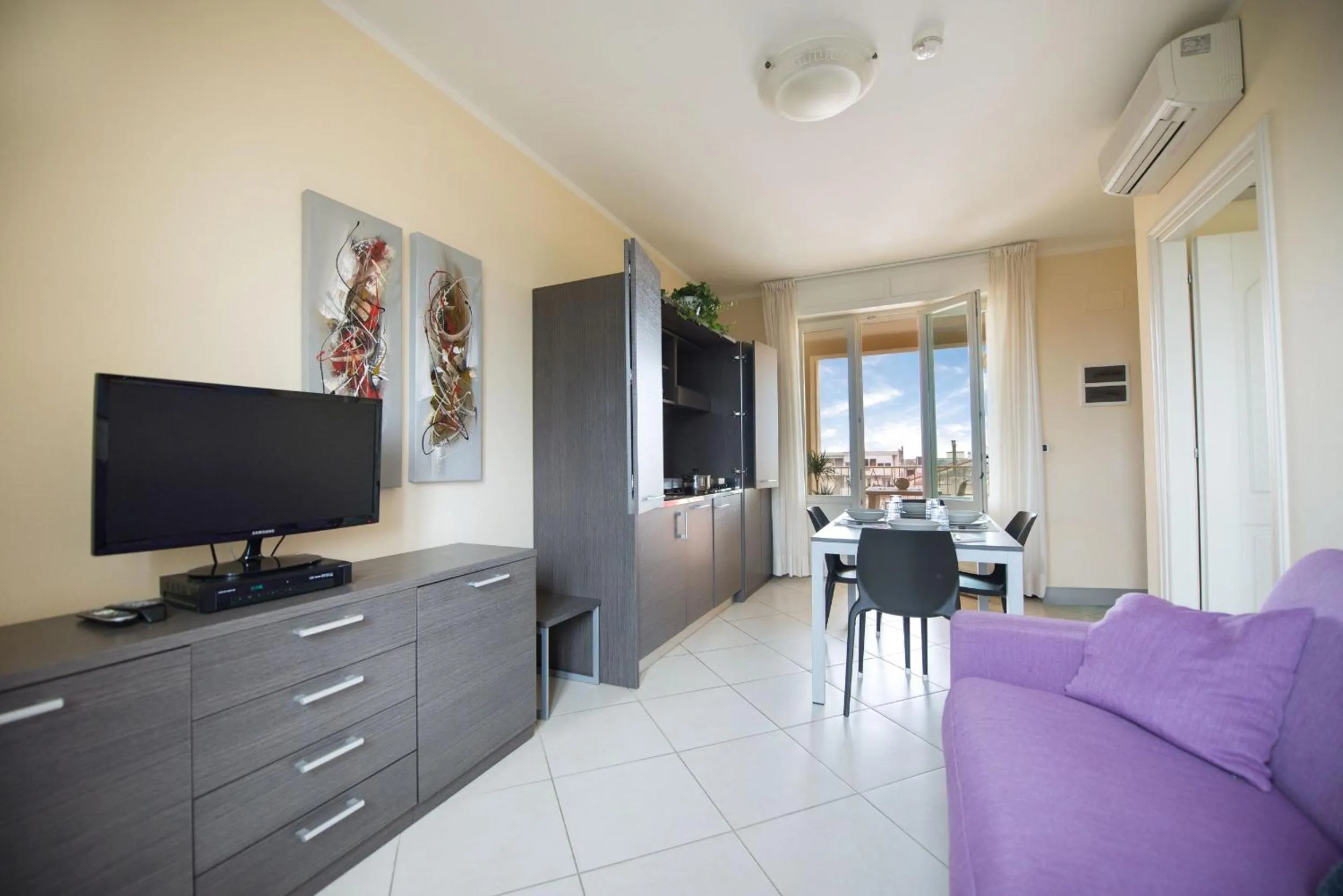 Living room in Residence Colombo