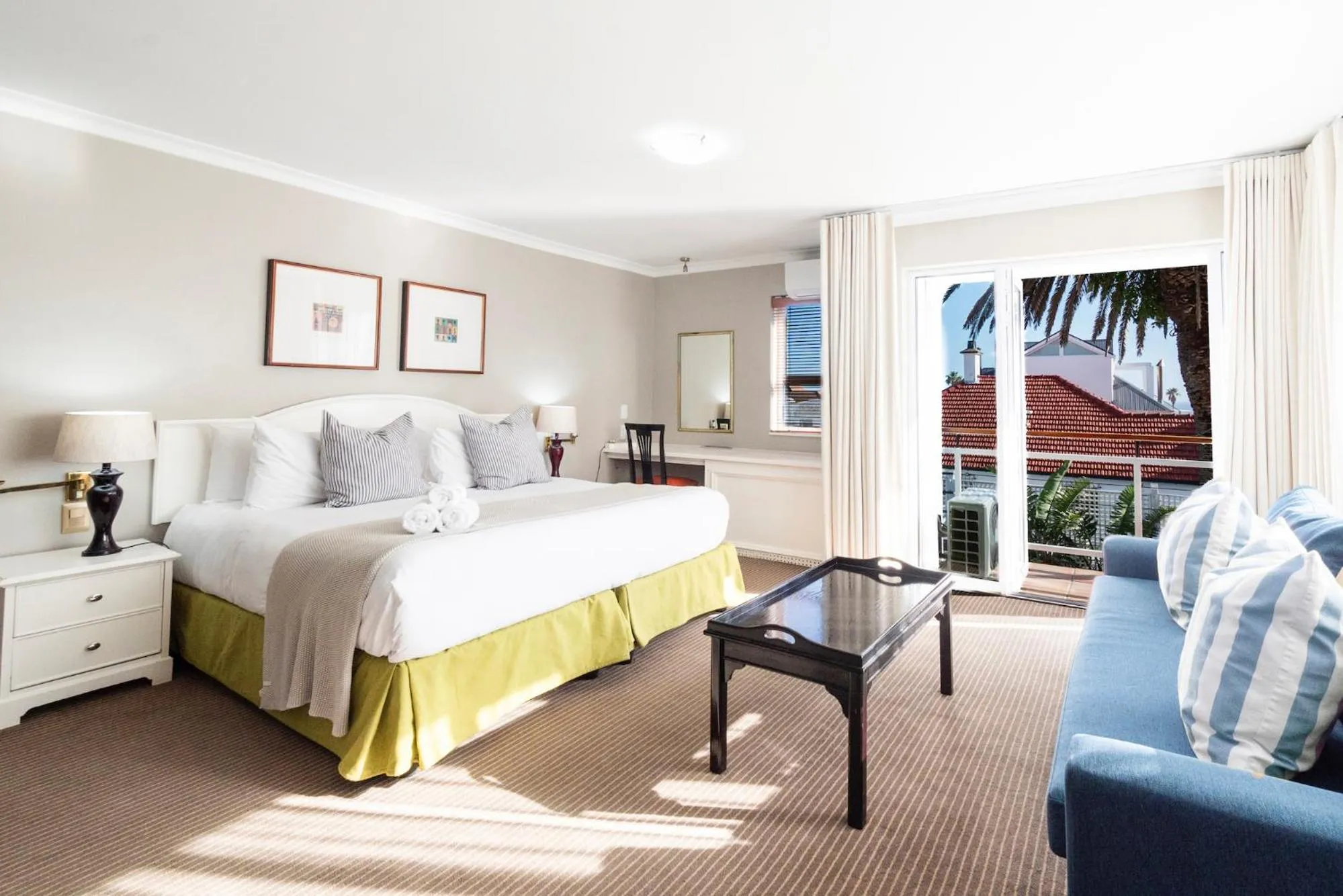 Standard Studio in The Bantry Aparthotel by Totalstay