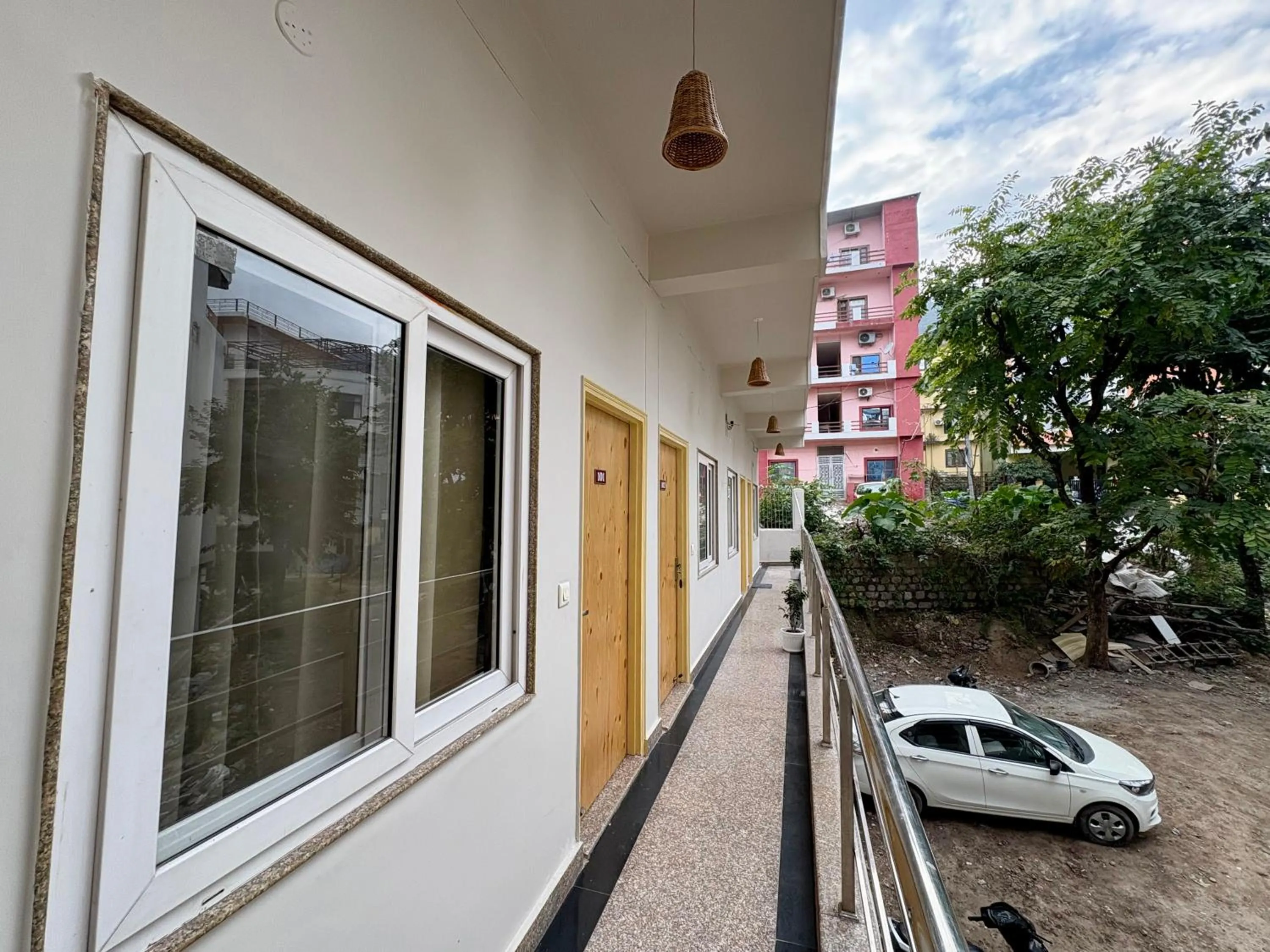 Balcony/Terrace in Zuna Stayz Tapovan Rishikesh
