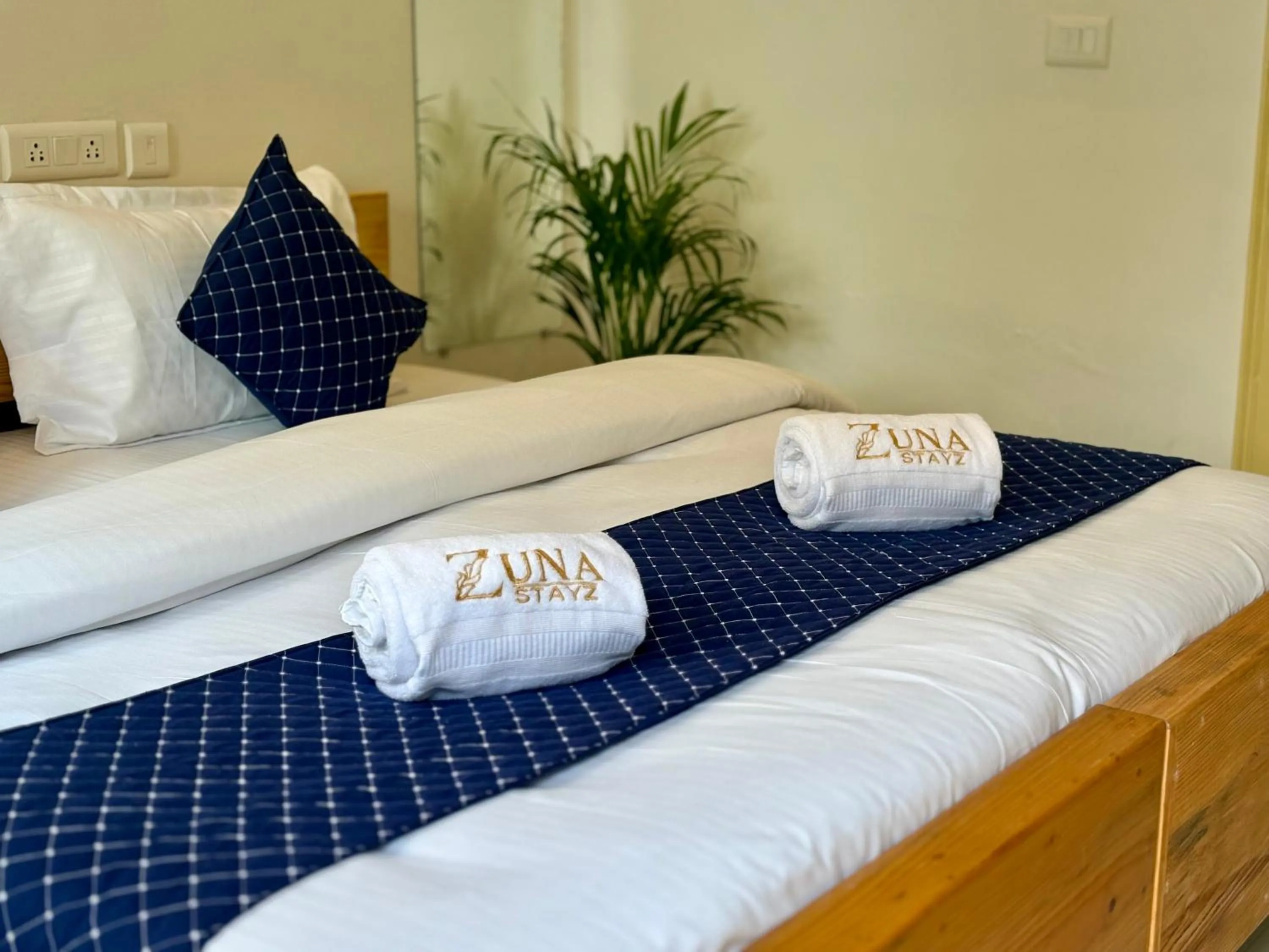 towels, Bed in Zuna Stayz Tapovan Rishikesh