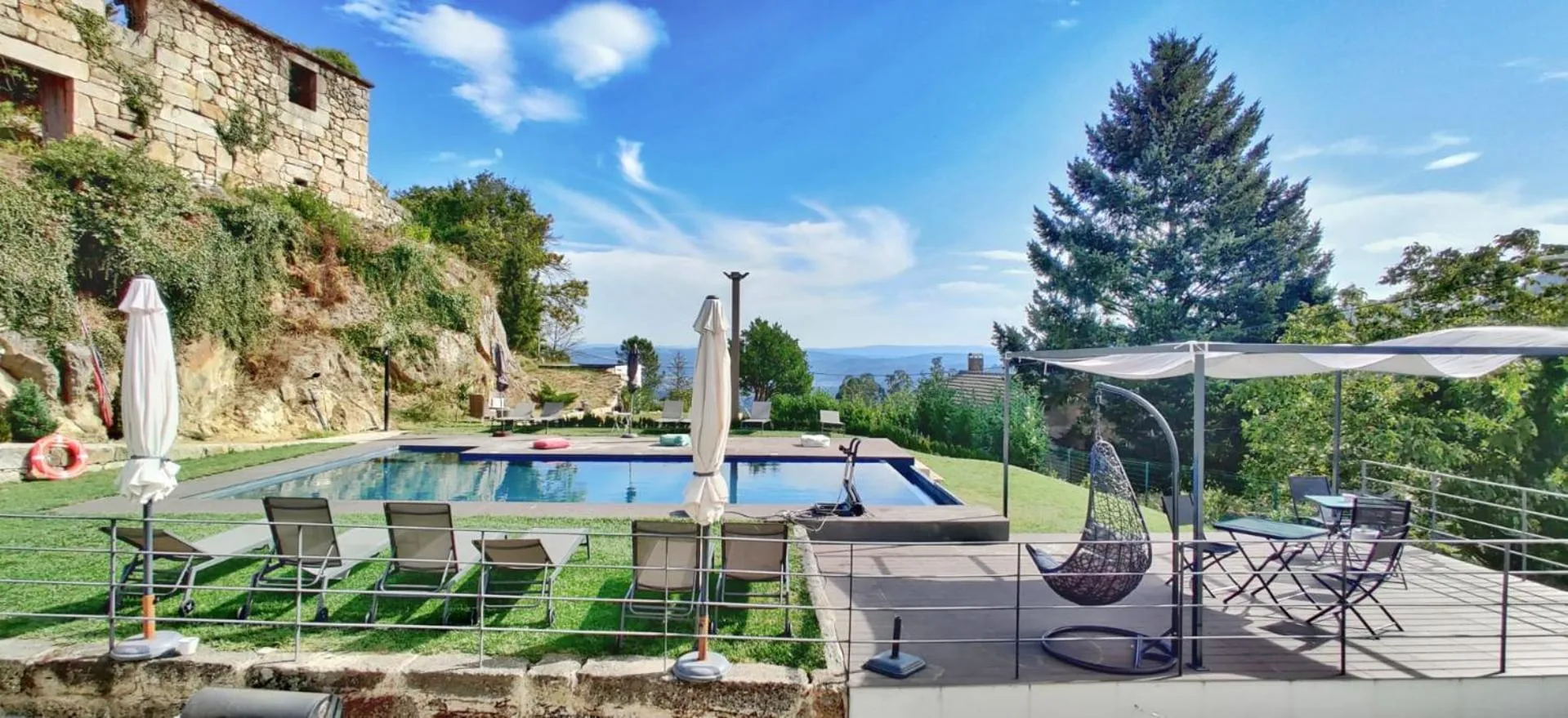 Swimming pool in Paço de Vilharigues