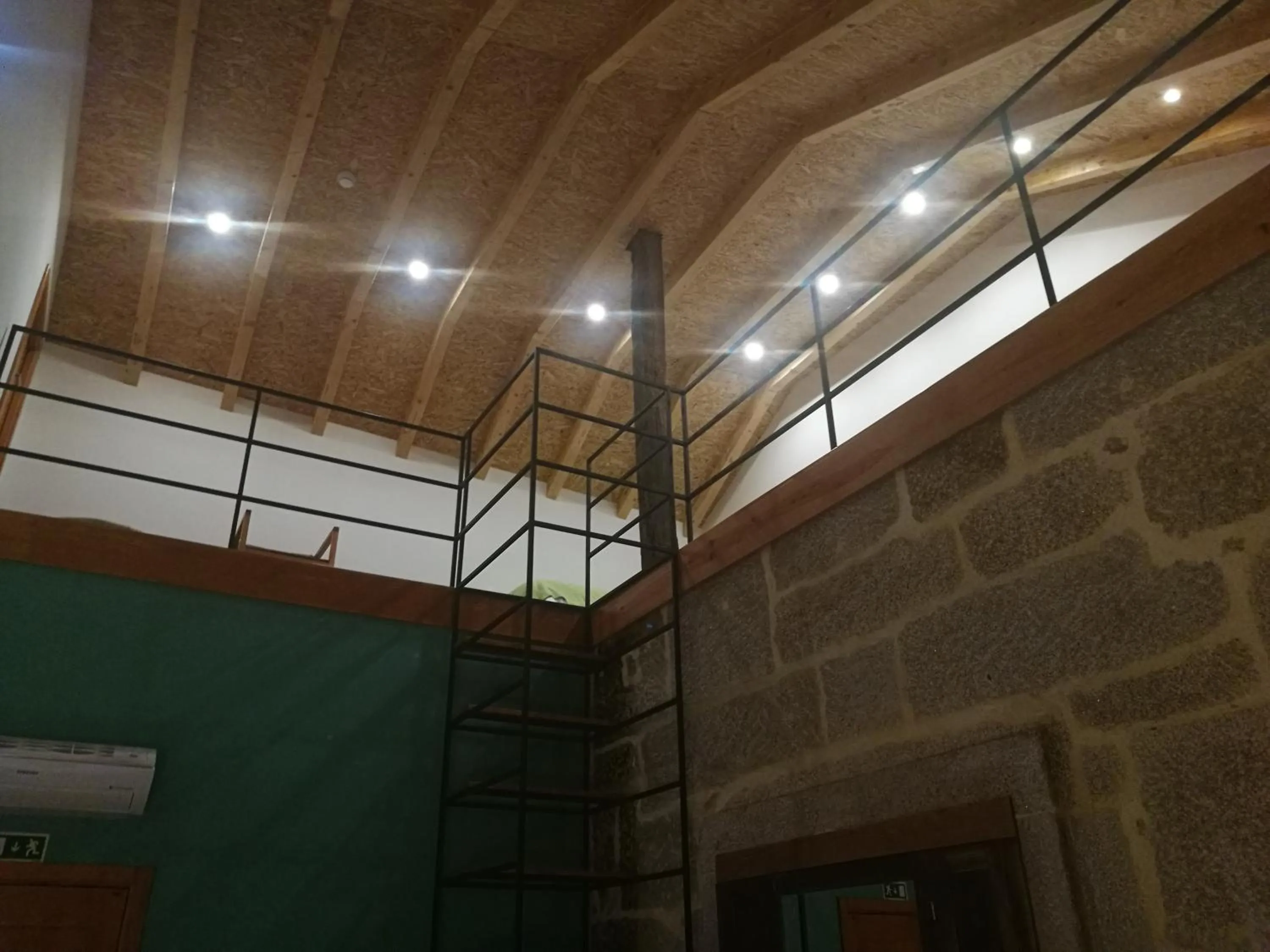 children in Paço de Vilharigues