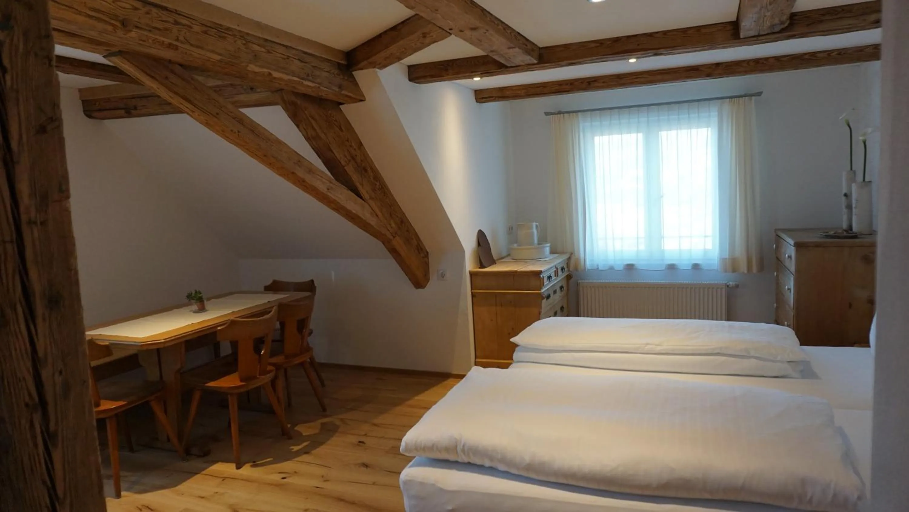 Bed in Waldrast Bed & Breakfast