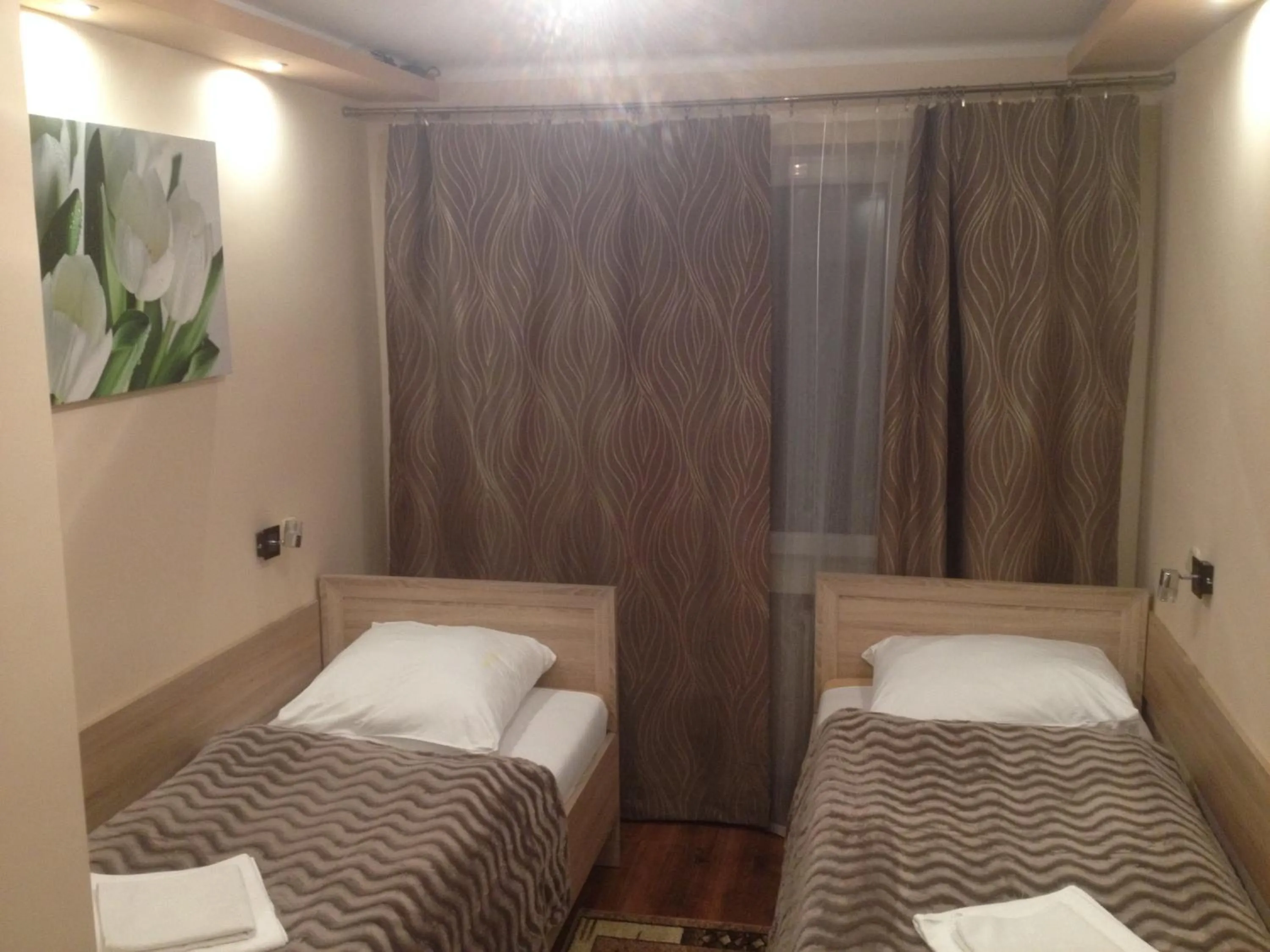 Photo of the whole room, Bed in Hotel Mis