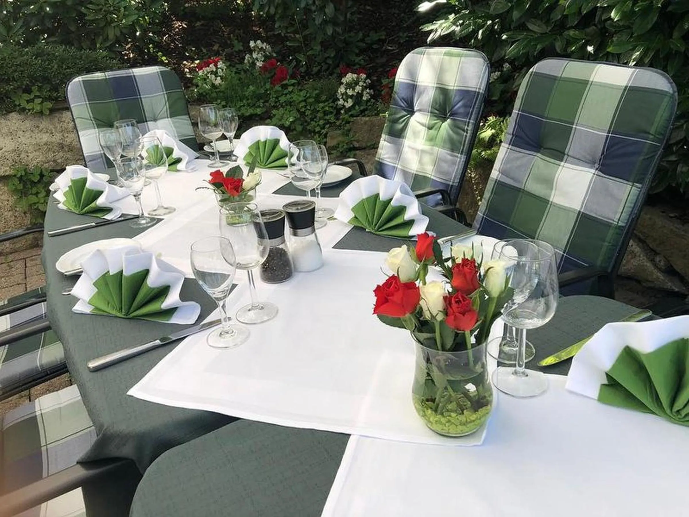 Restaurant/places to eat in Hotel & Restaurant Weinberg