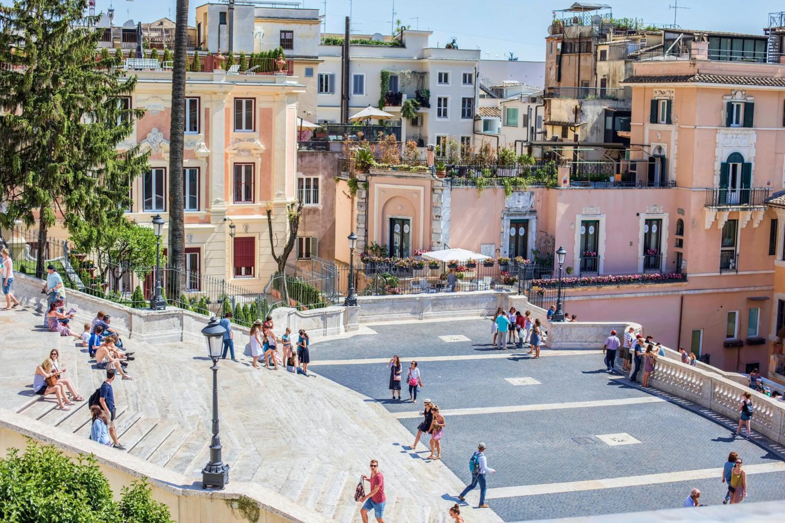 Facade/entrance in Royal Suite Trinità Dei Monti