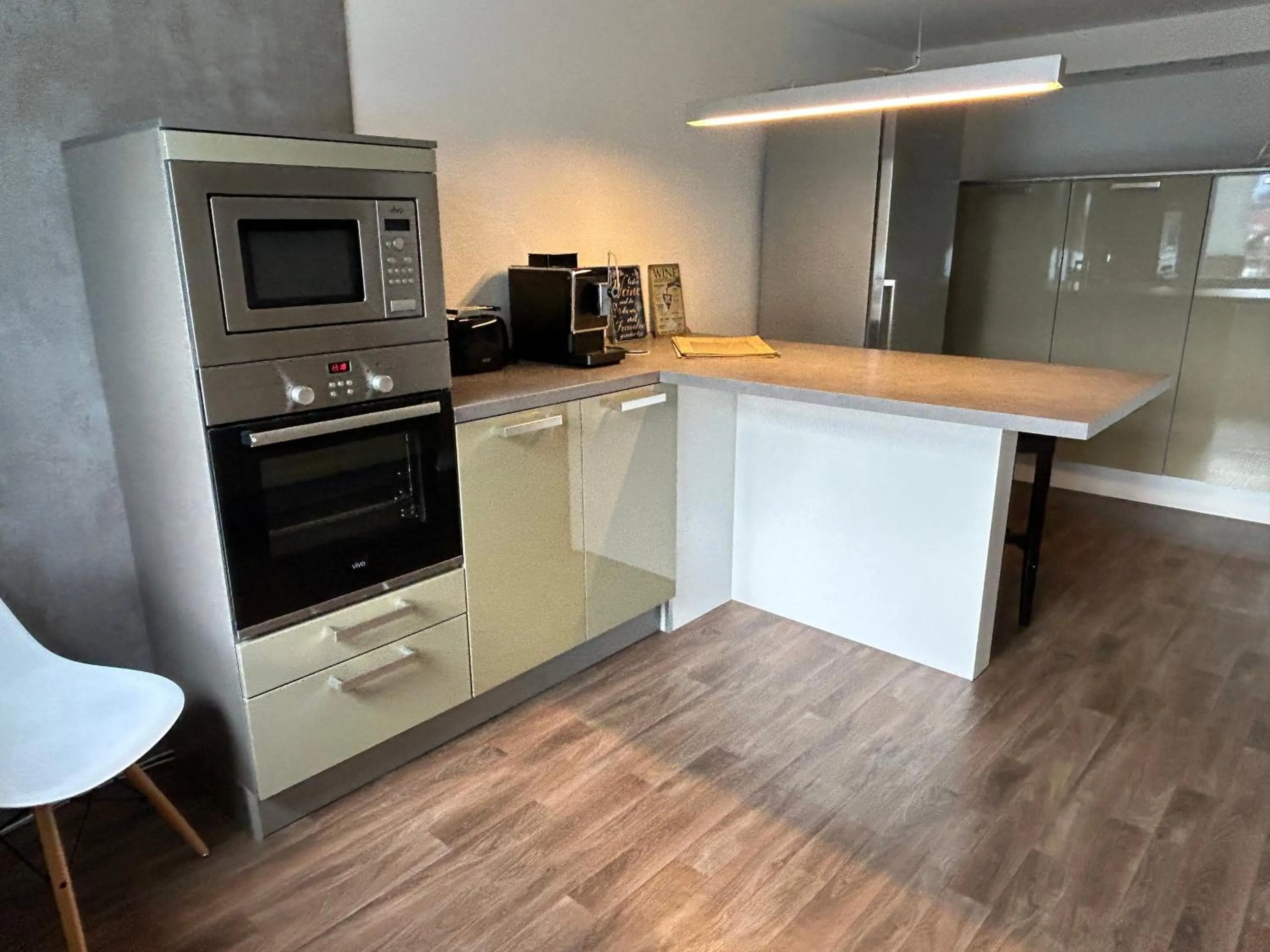 Kitchen or kitchenette in Kragemann Hotel & Vinothek