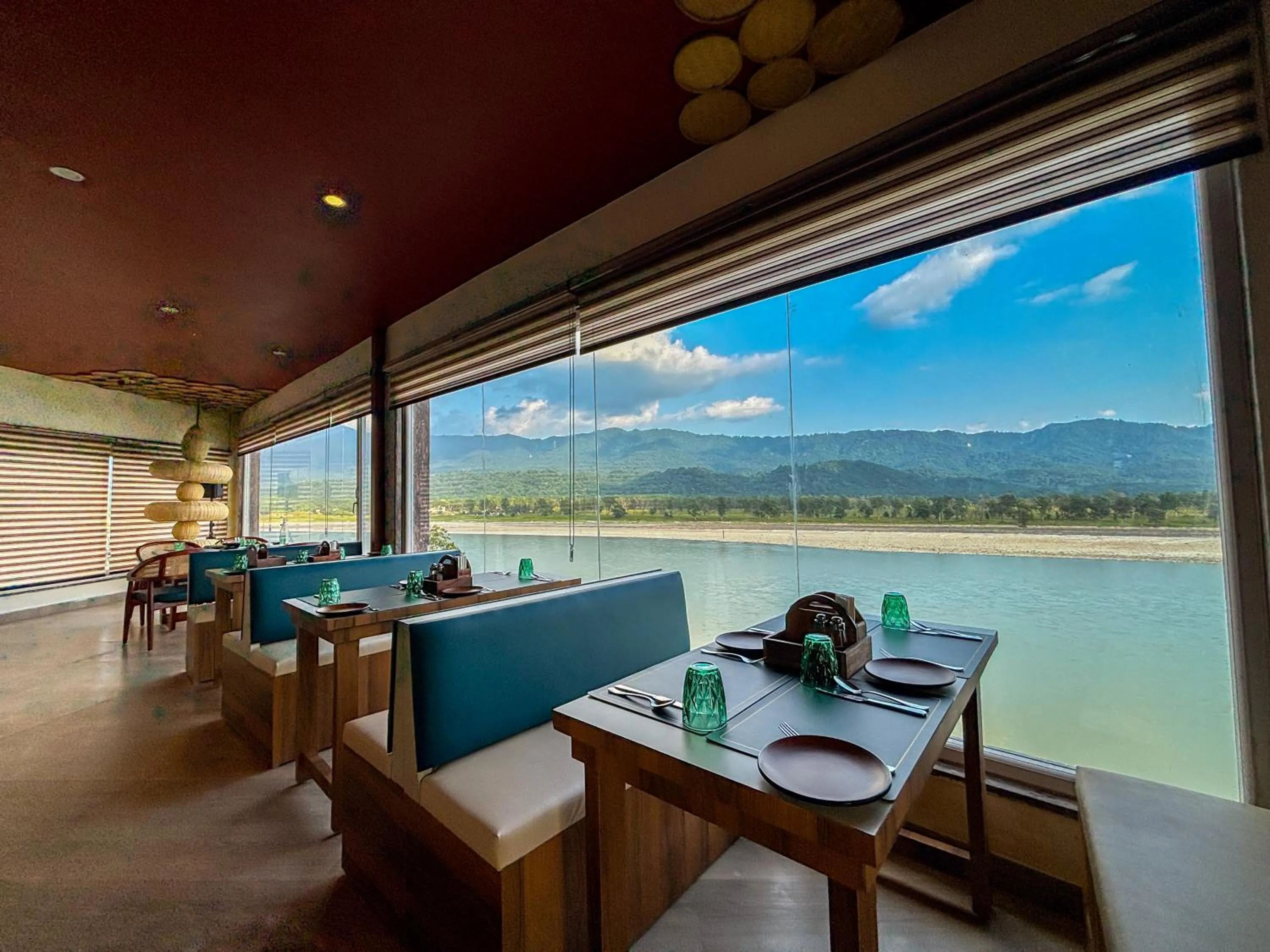 The Neeraj Ganga Rajmahal Wellness With Ganga View