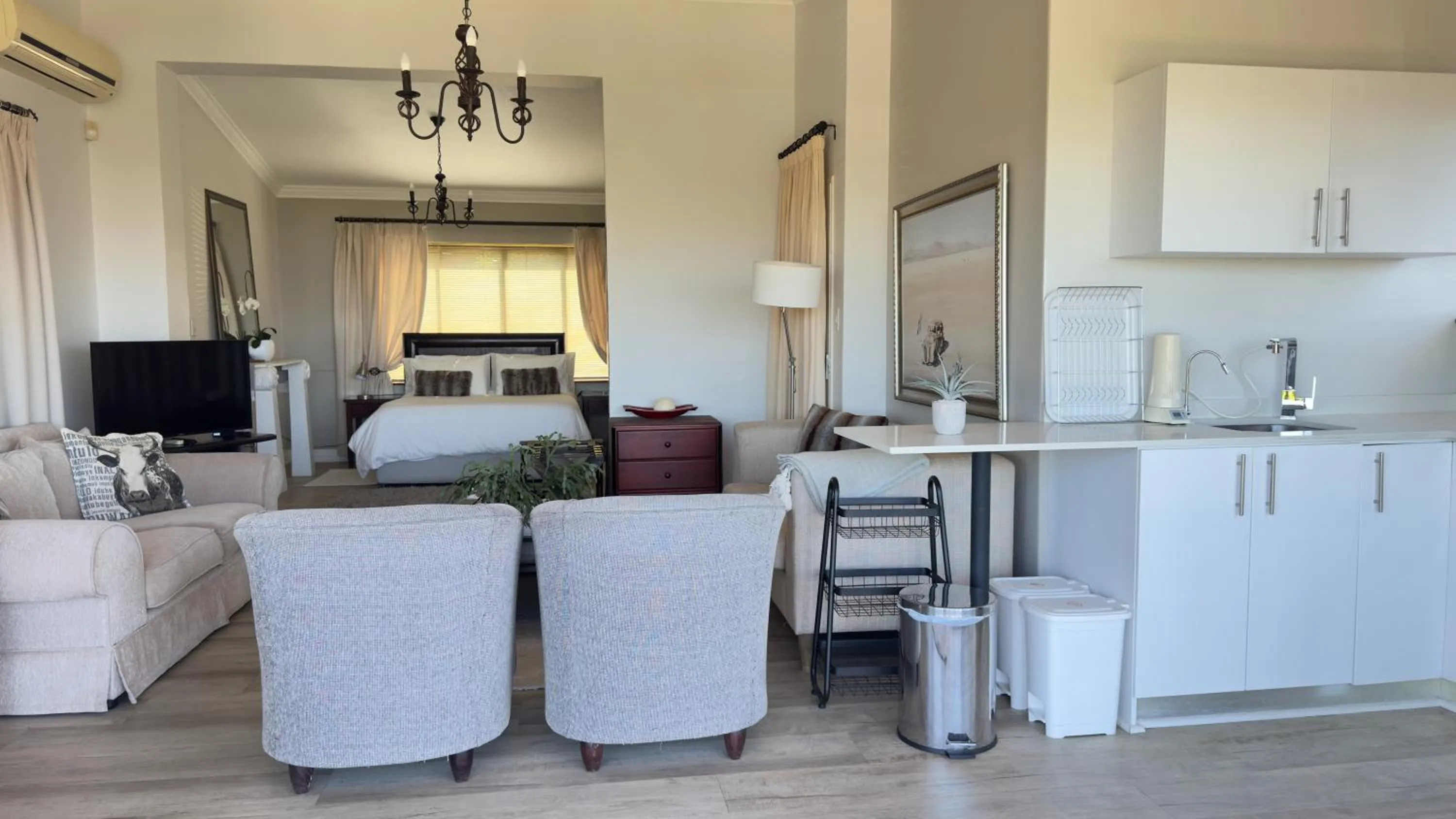 Photo of the whole room in Dream Views