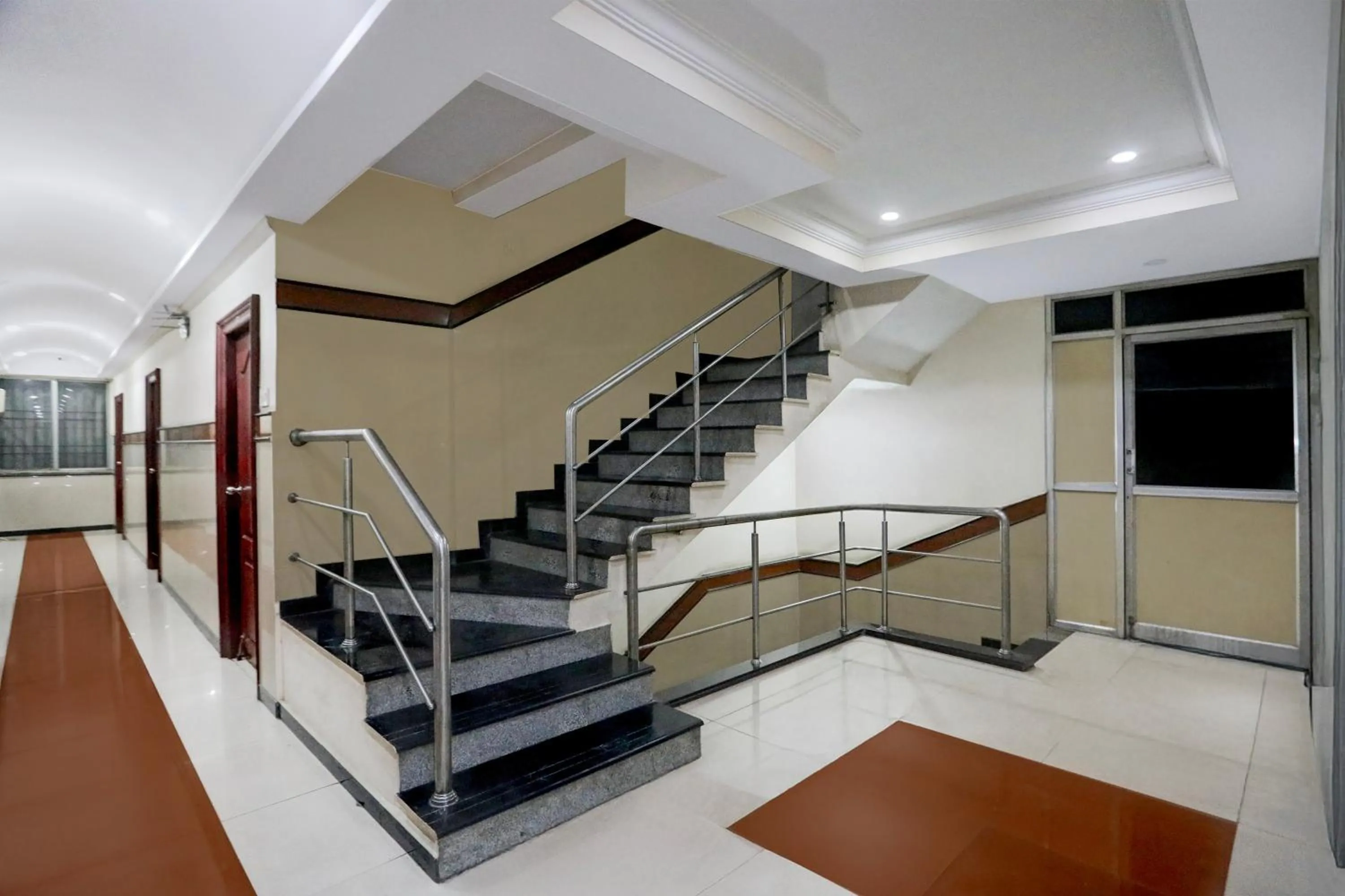 Lobby or reception in Hotel O by OYO ANNAPURNA RESIDENCY