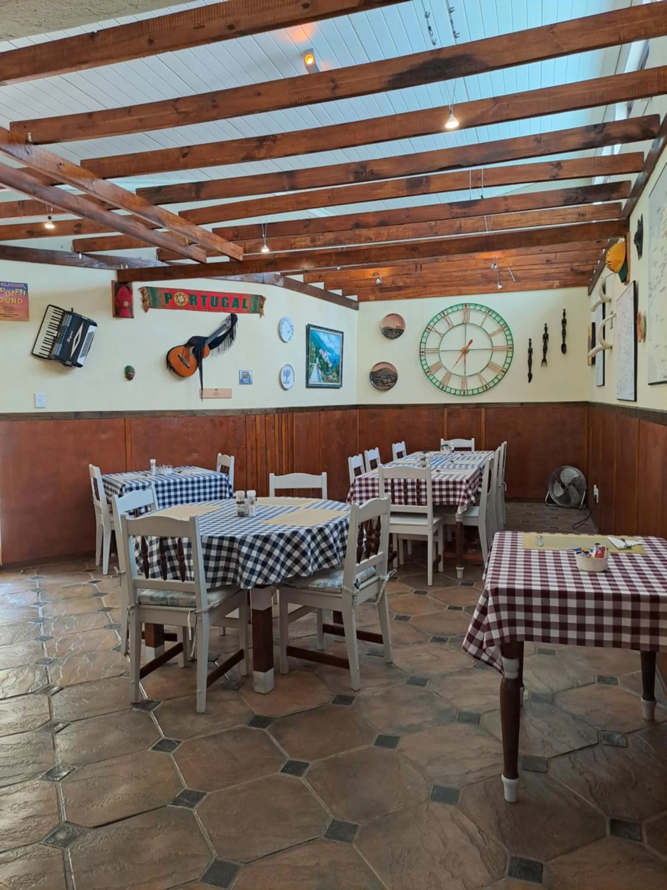 Breakfast in Amigos Bed & Breakfast - No loadshedding